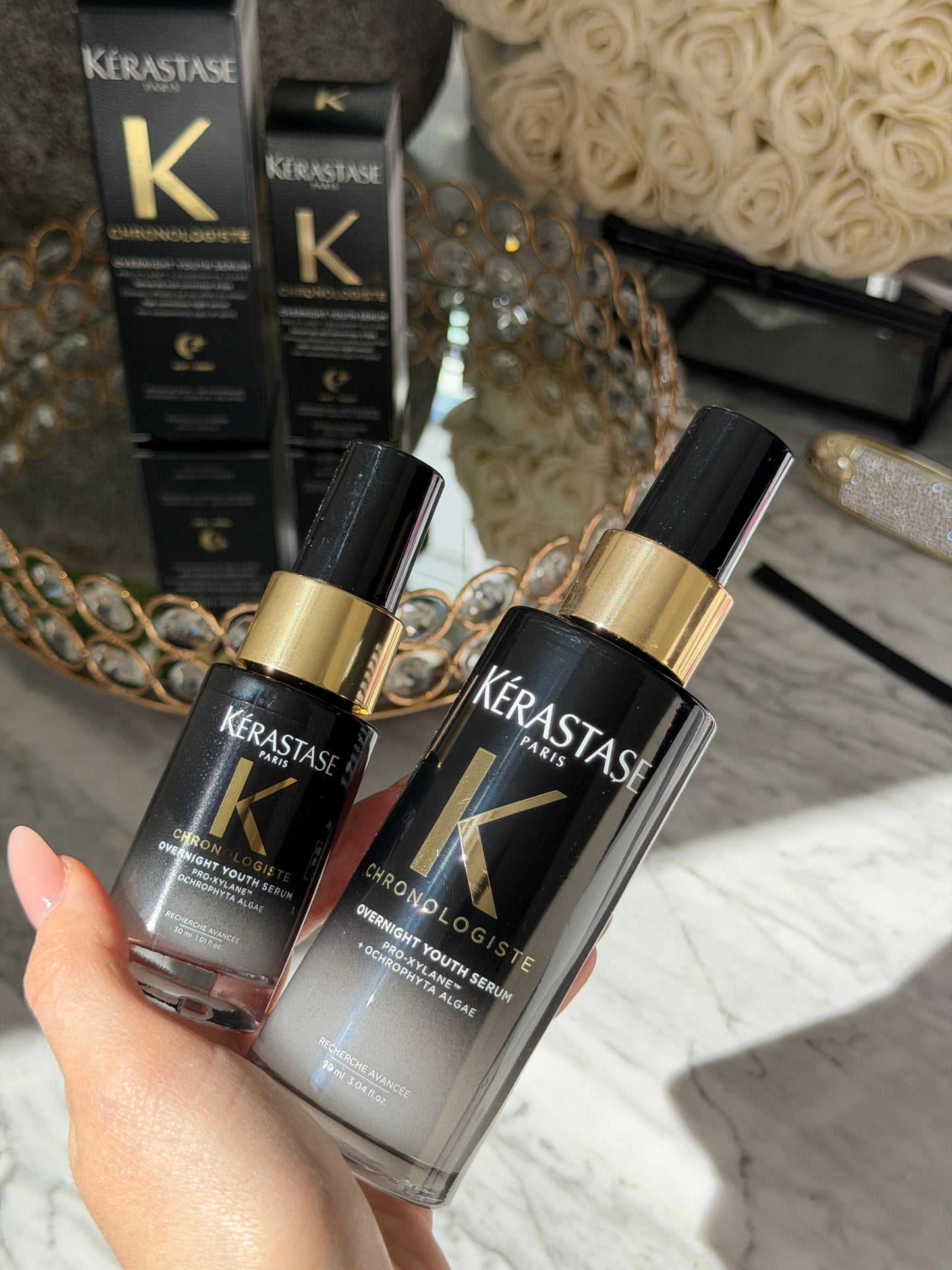 KERASTASE Chronologiste Overnight Youth Serum
Luxurious Overnight Age-Corrective Leave-In Hair Serum