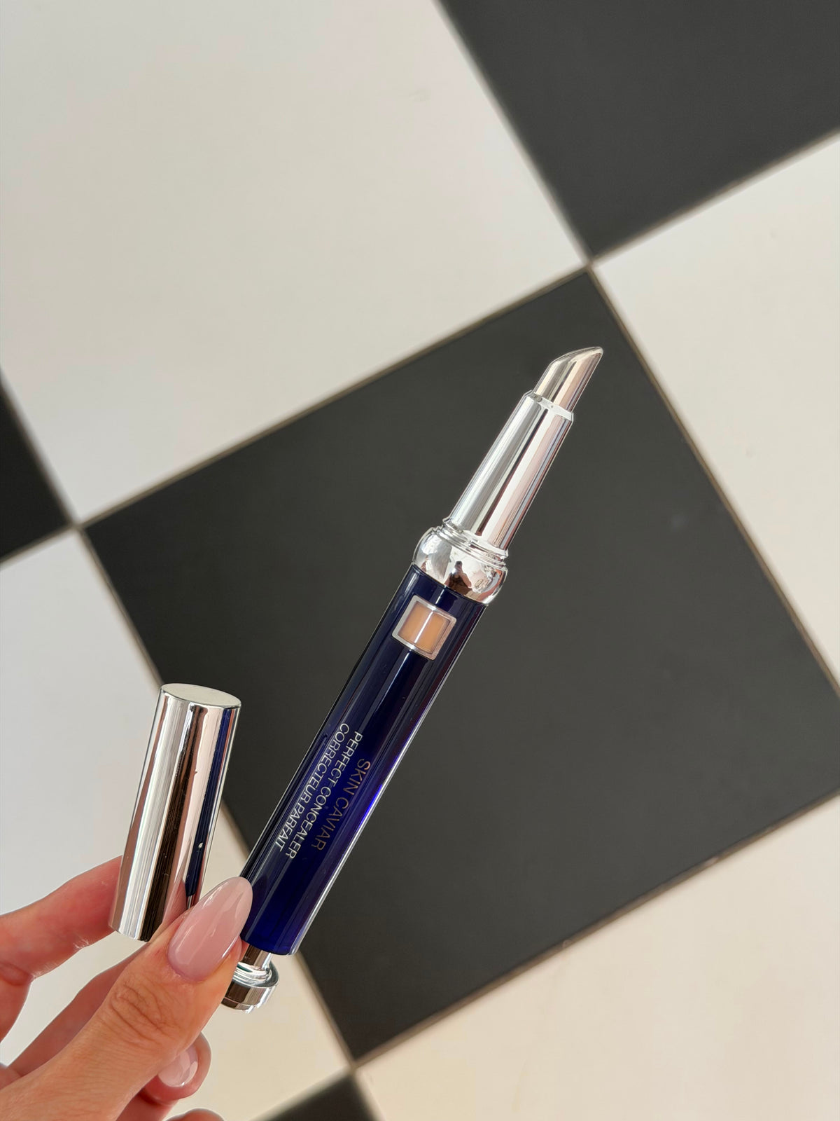 LA PRAIRIE Skin Caviar Perfect Concealer (2)