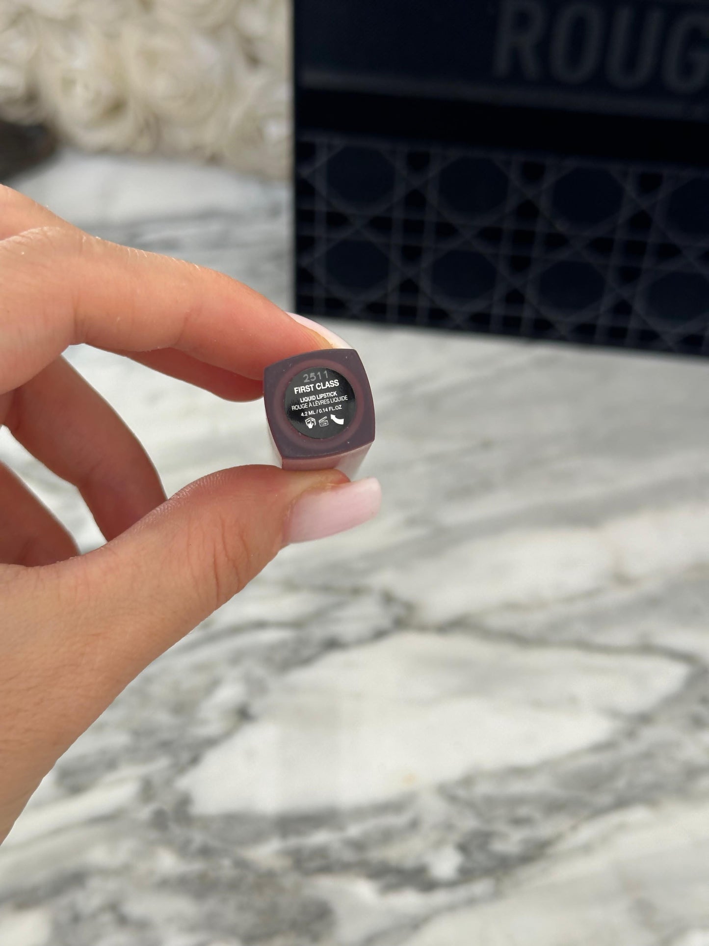 HUDA BEAUTY Liquid Matte Ultra-Comfort Transfer-Proof Lipstick - First Class