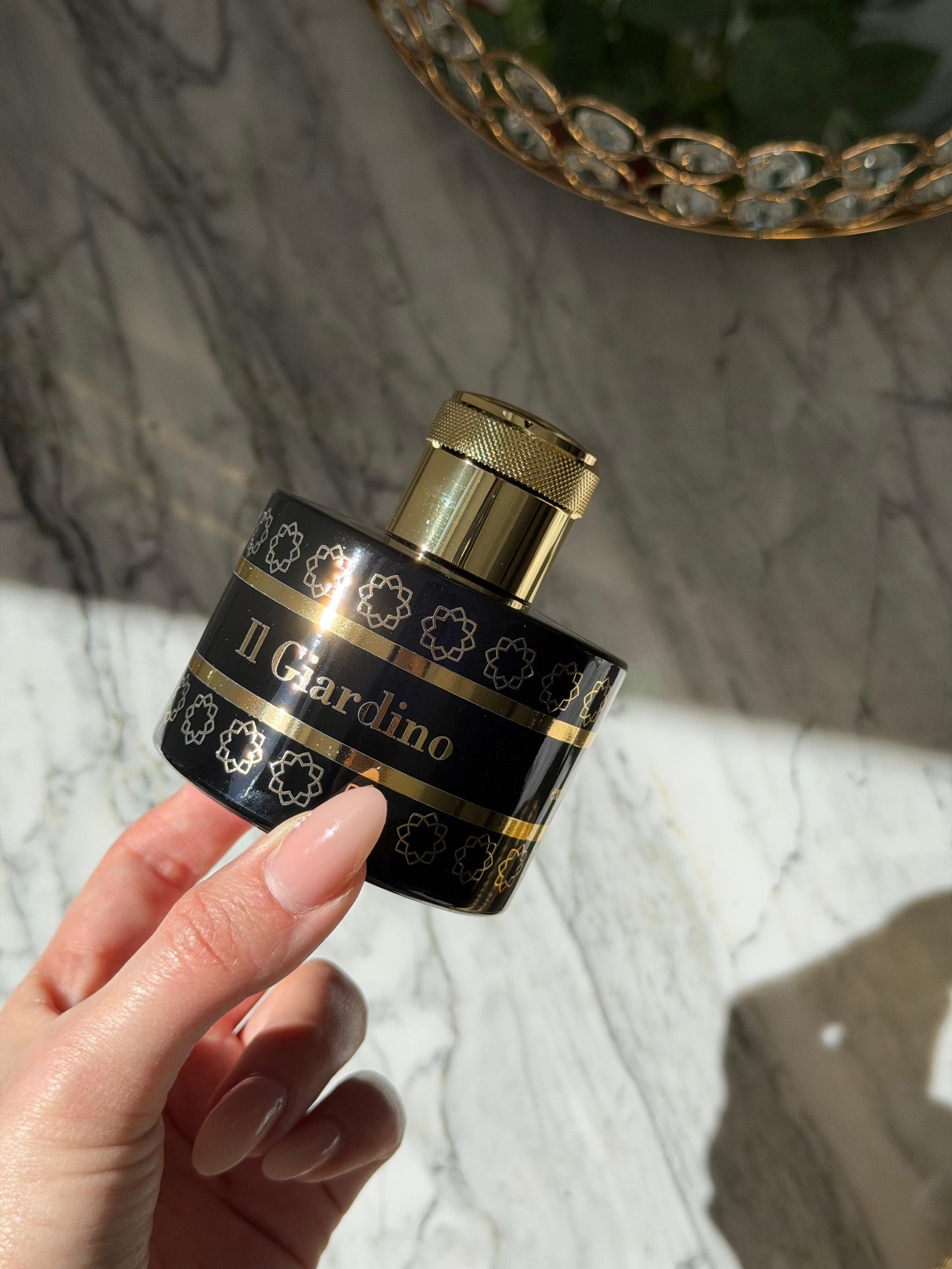 PANTHEON ROMA
Il Giardino Extrait De Parfum 100ml
Unisex, Green Woody Fragrance