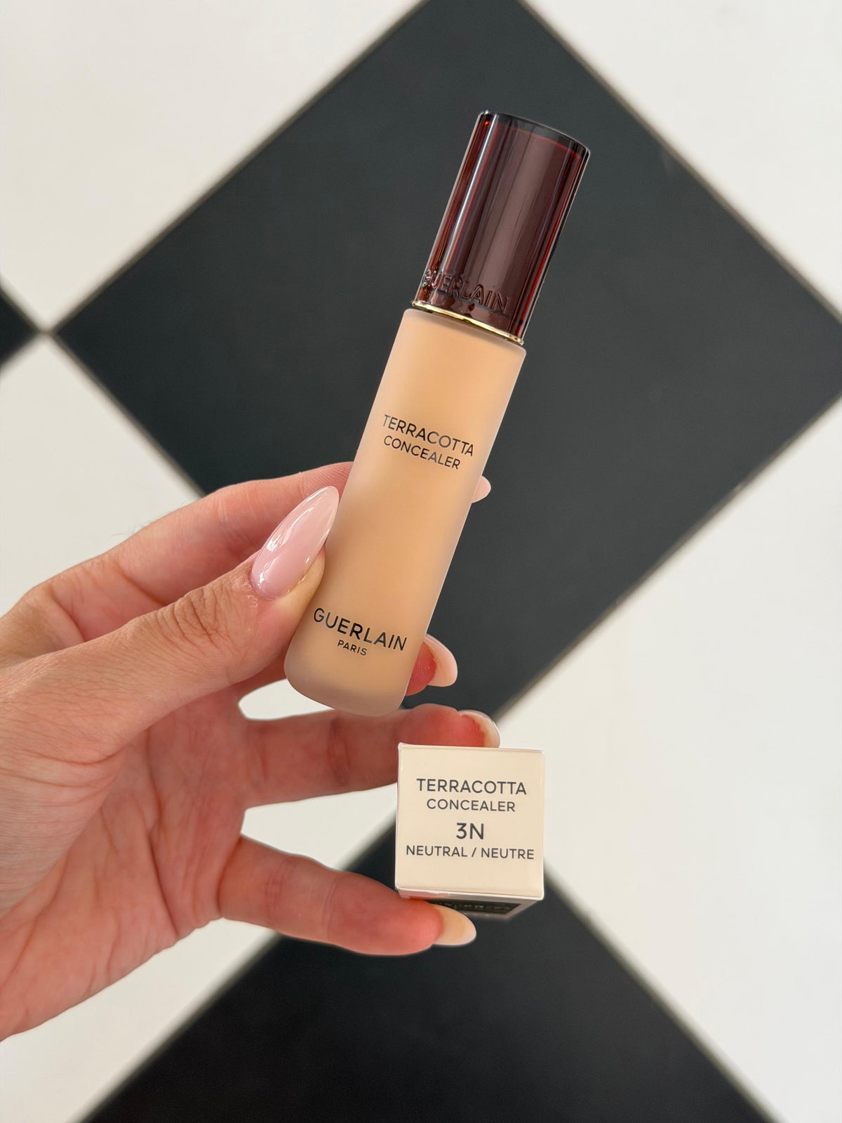 GUERLAIN Terracotta Concealer (3N)
Natural Perfection 24H Wear – No-Transfer