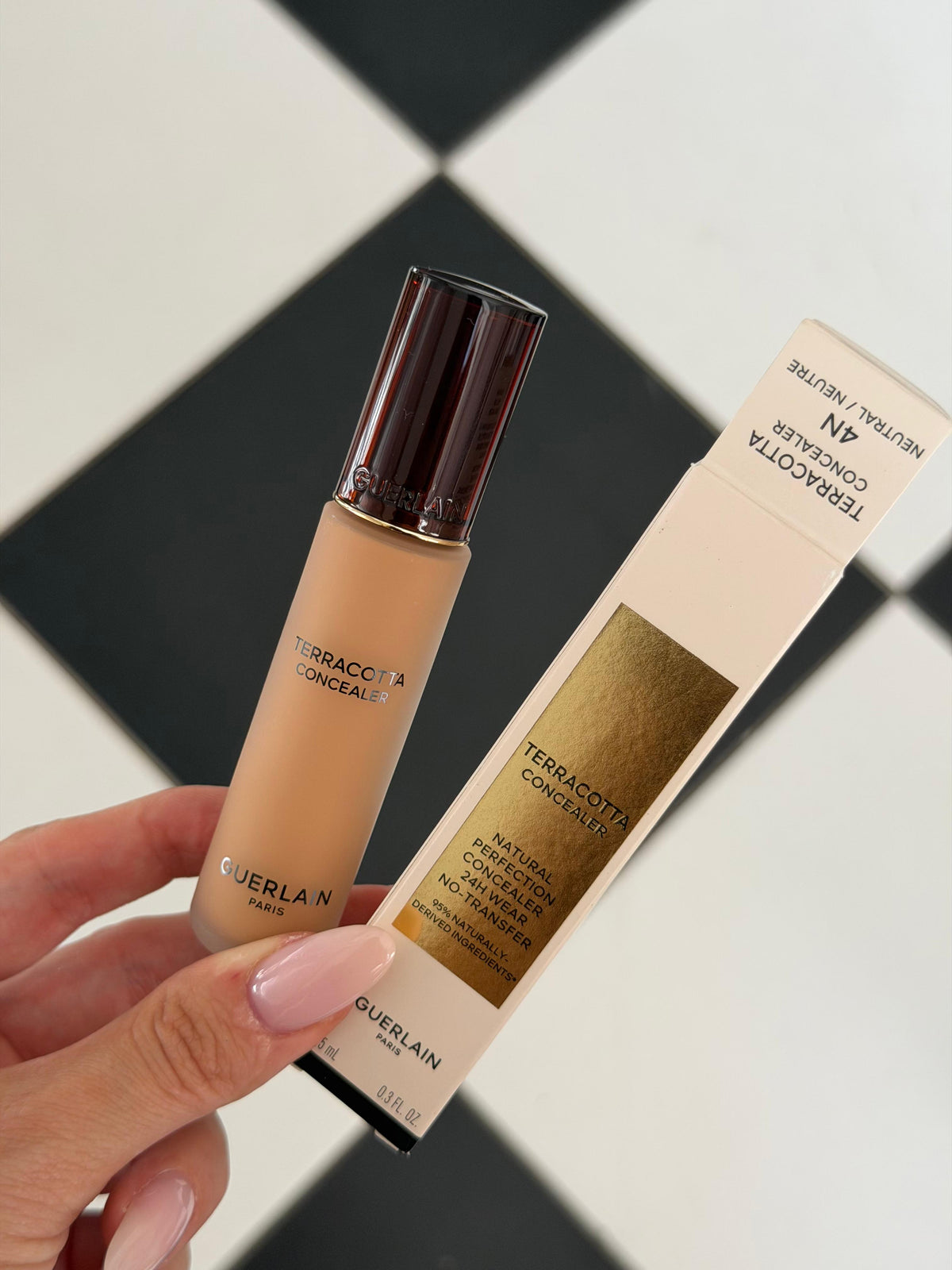 GUERLAIN Terracotta Concealer (4N)
Natural Perfection 24H Wear – No-Transfer