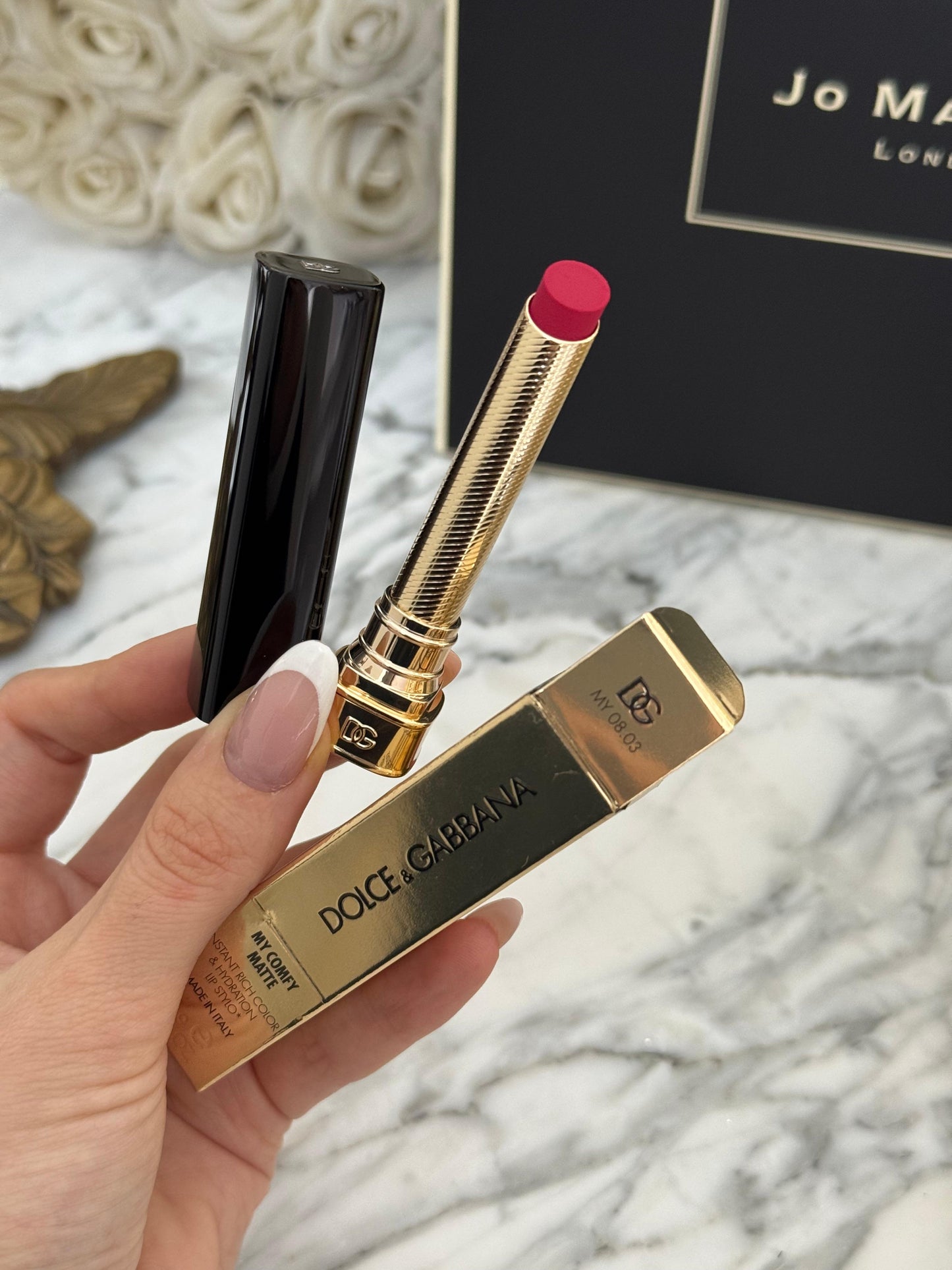 DOLCE&GABBANA My Comfy Matte Lipstick - My 08.03
Instant Rich Color & Hydration Lip Stylo