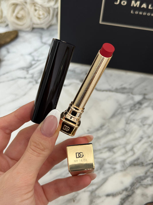 DOLCE&GABBANA My Comfy Matte Lipstick - My 14.03
Instant Rich Color & Hydration Lip Stylo