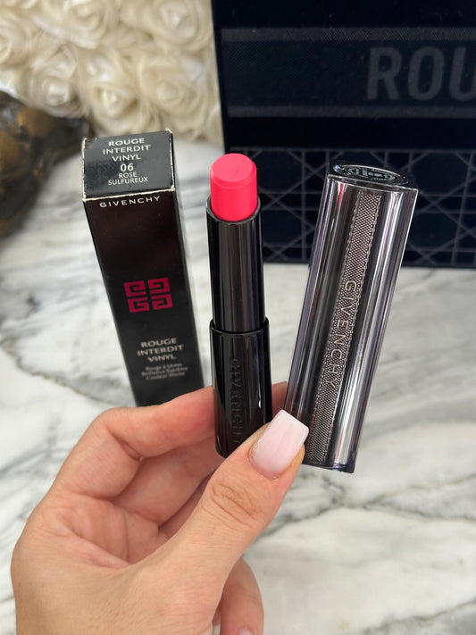 GIVENCHY Rouge Interdit Vinyl Lipstick