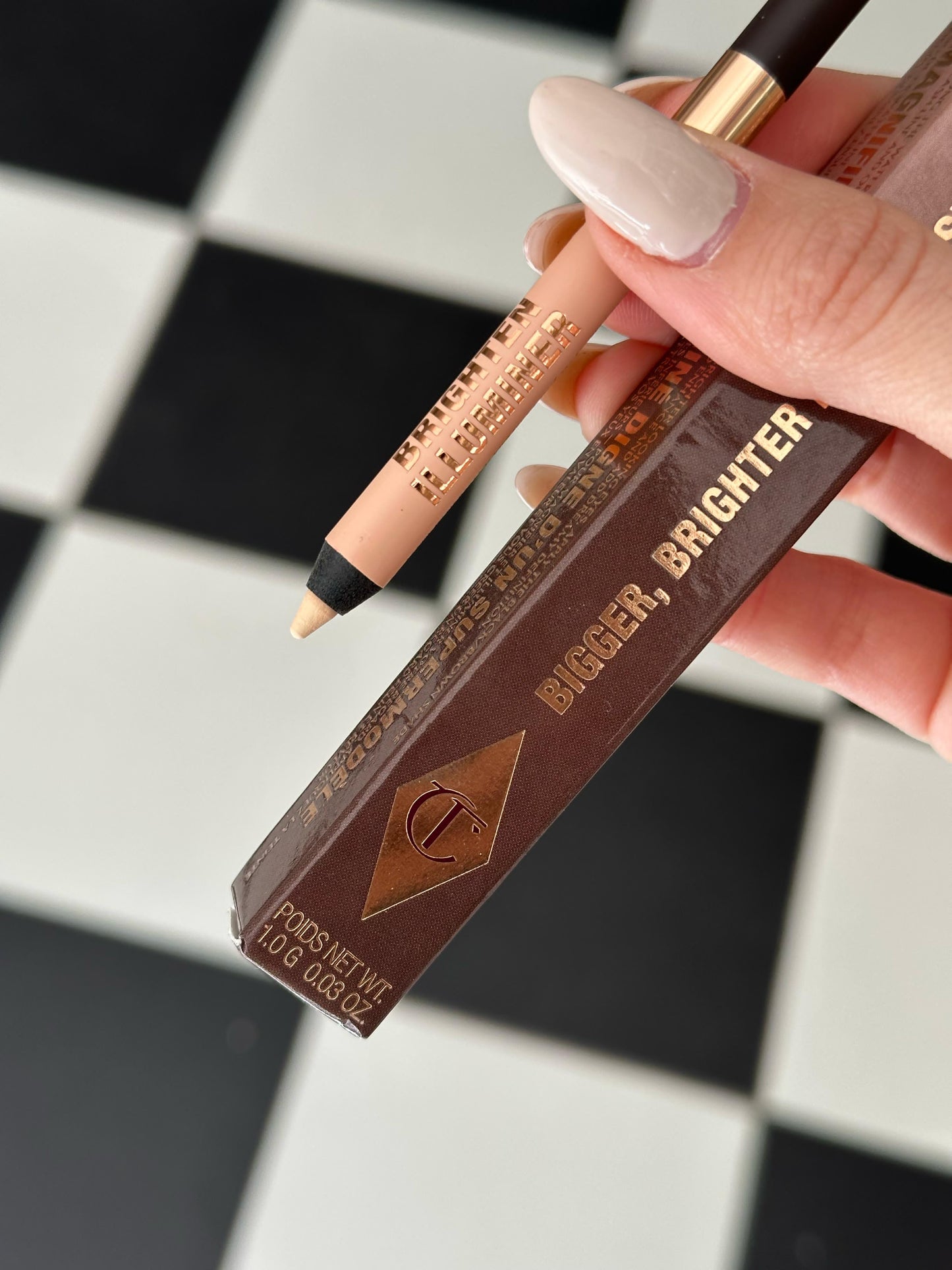 CHARLOTTE TILBURY Bigger, Brighter Looking Supermodel Eyes
The Super Nudes Liner Duo