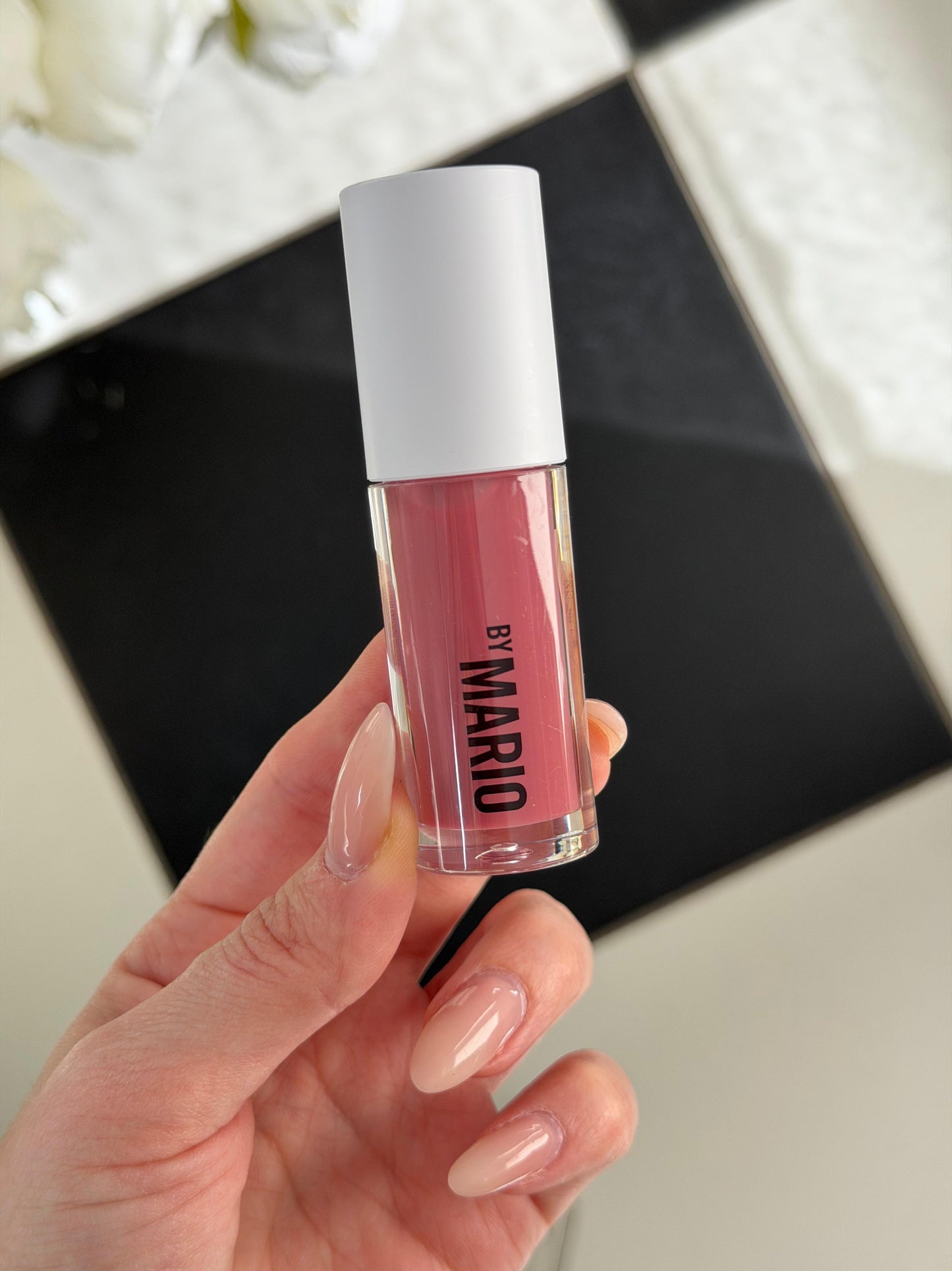 MAKEUP BY MARIO
Hydrating SuperShine™ Lip Gloss - Rustic Pink