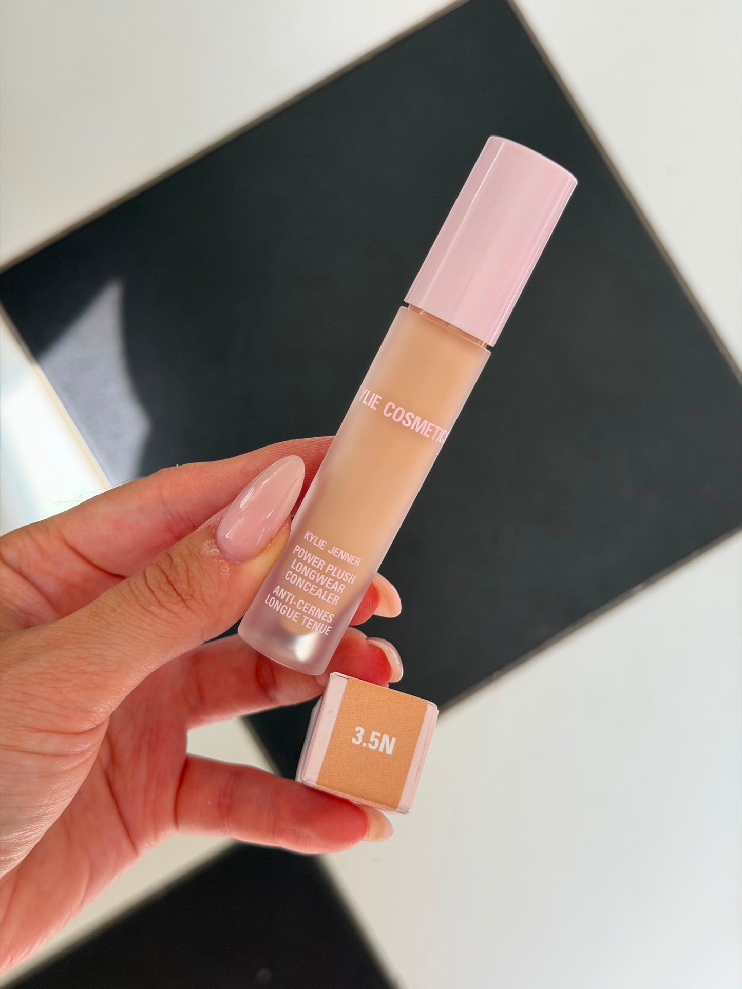 KYLIE COSMETICS Power Plush Longwear Concealer (3.5N)