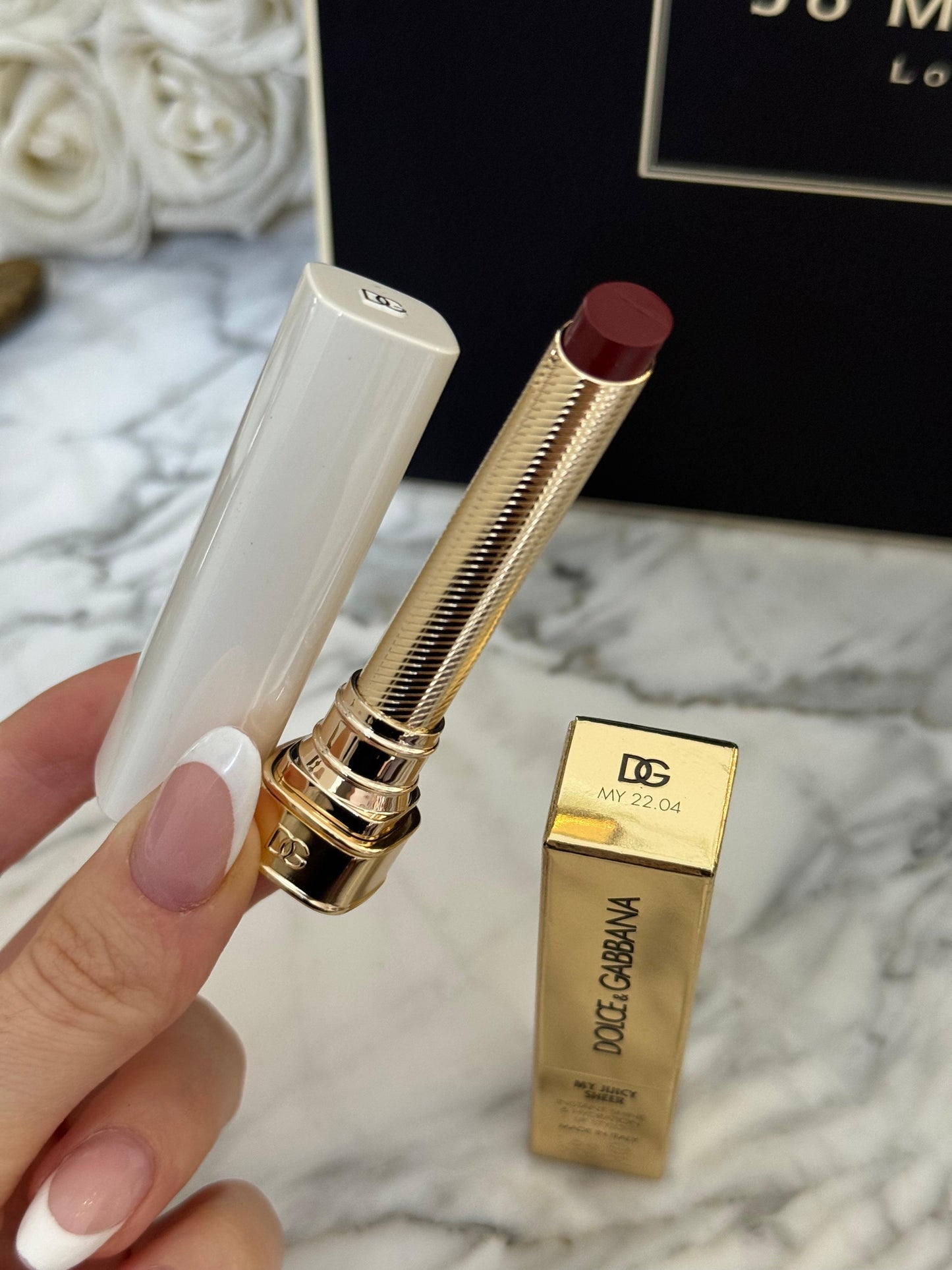 DOLCE&GABBANA My Juicy Sheer Lipstick - My 22.04
Instant Shine & Hydration Lip Stylo