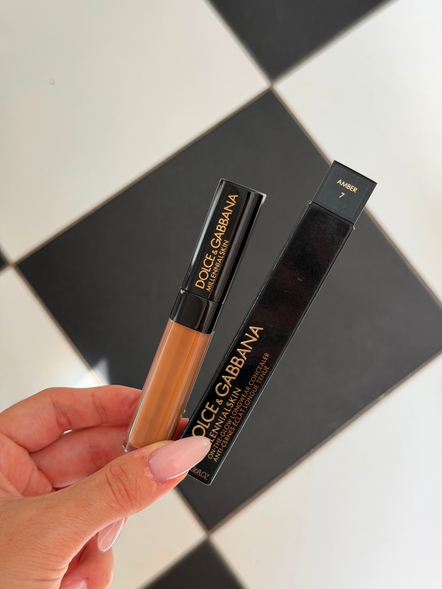 DOLCE&GABBANA
Millennial Skin Longwear Concealer (7)