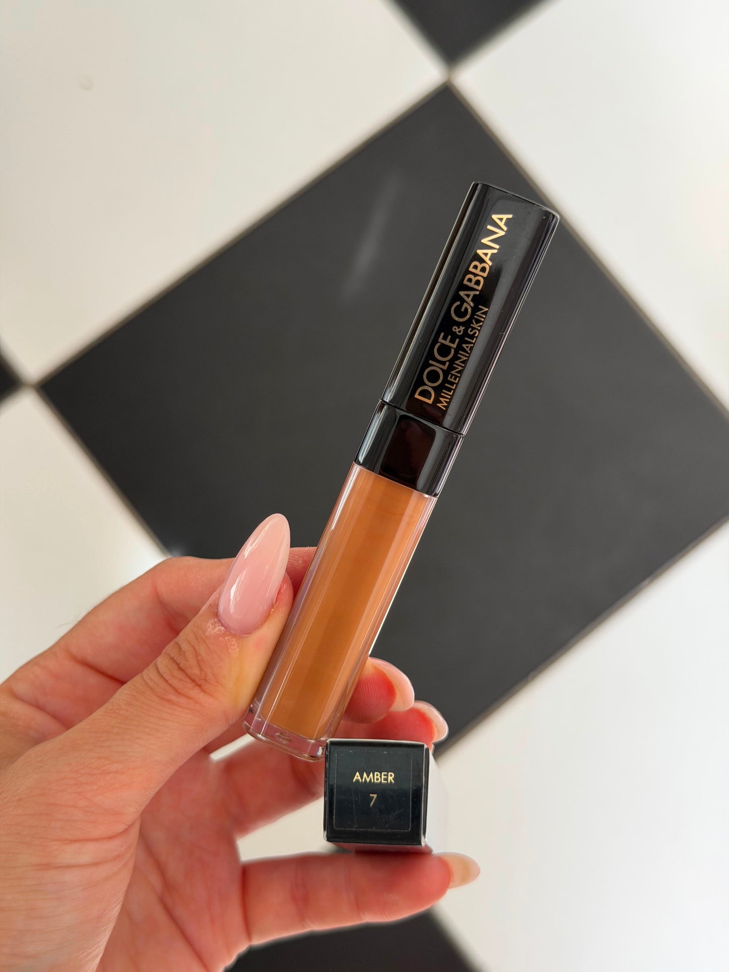 DOLCE&GABBANA
Millennial Skin Longwear Concealer (7)
