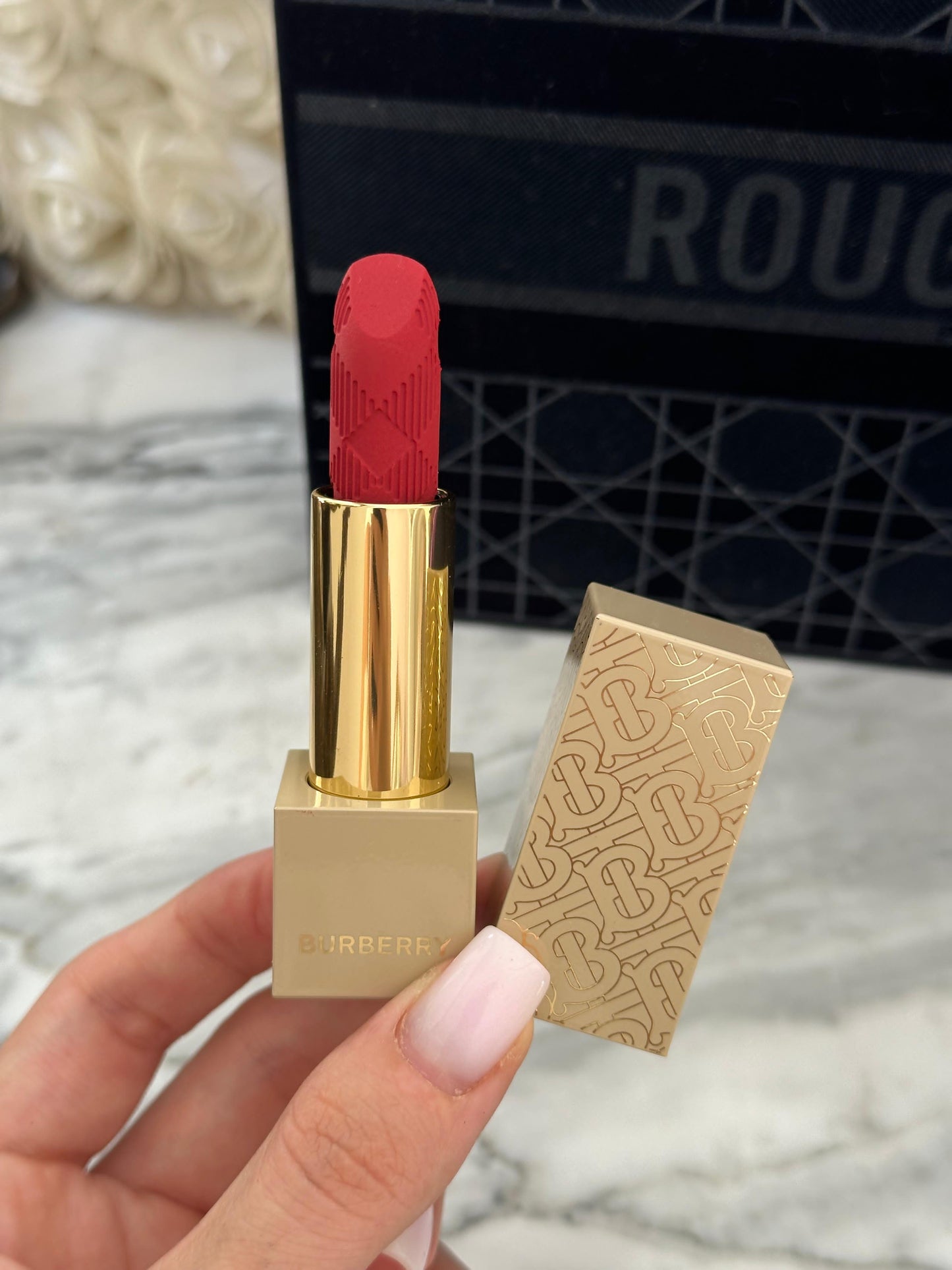 BURBERRY Kisses Lip Colour - Lipstick 1 (Pa kuti)