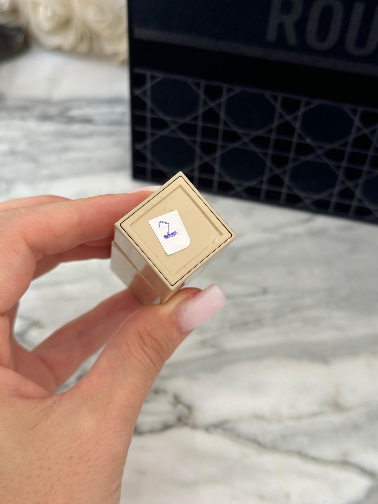 BURBERRY Kisses Lip Colour - Lipstick (2)