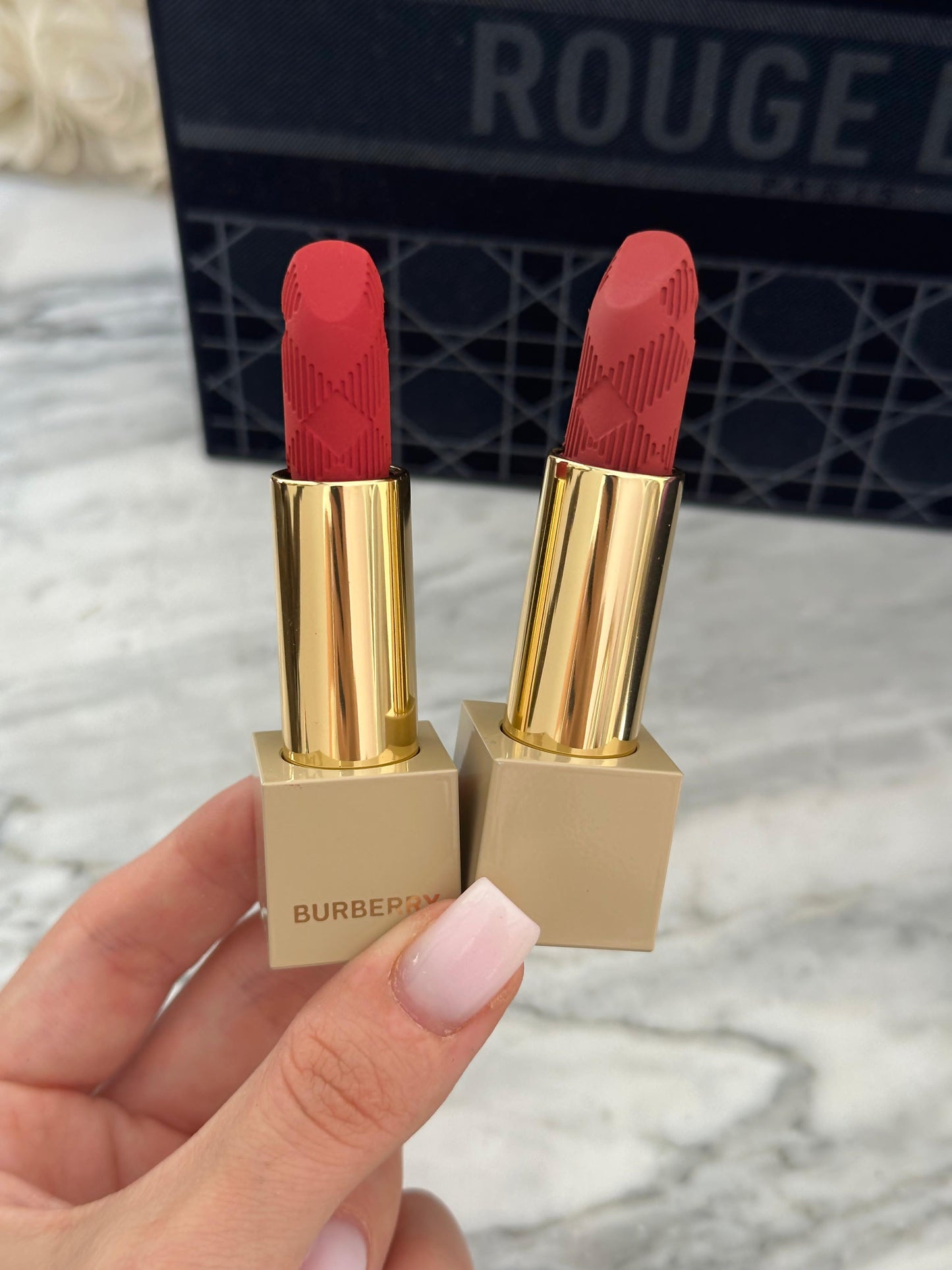 BURBERRY Kisses Lip Colour - Lipstick 1 (Pa kuti)