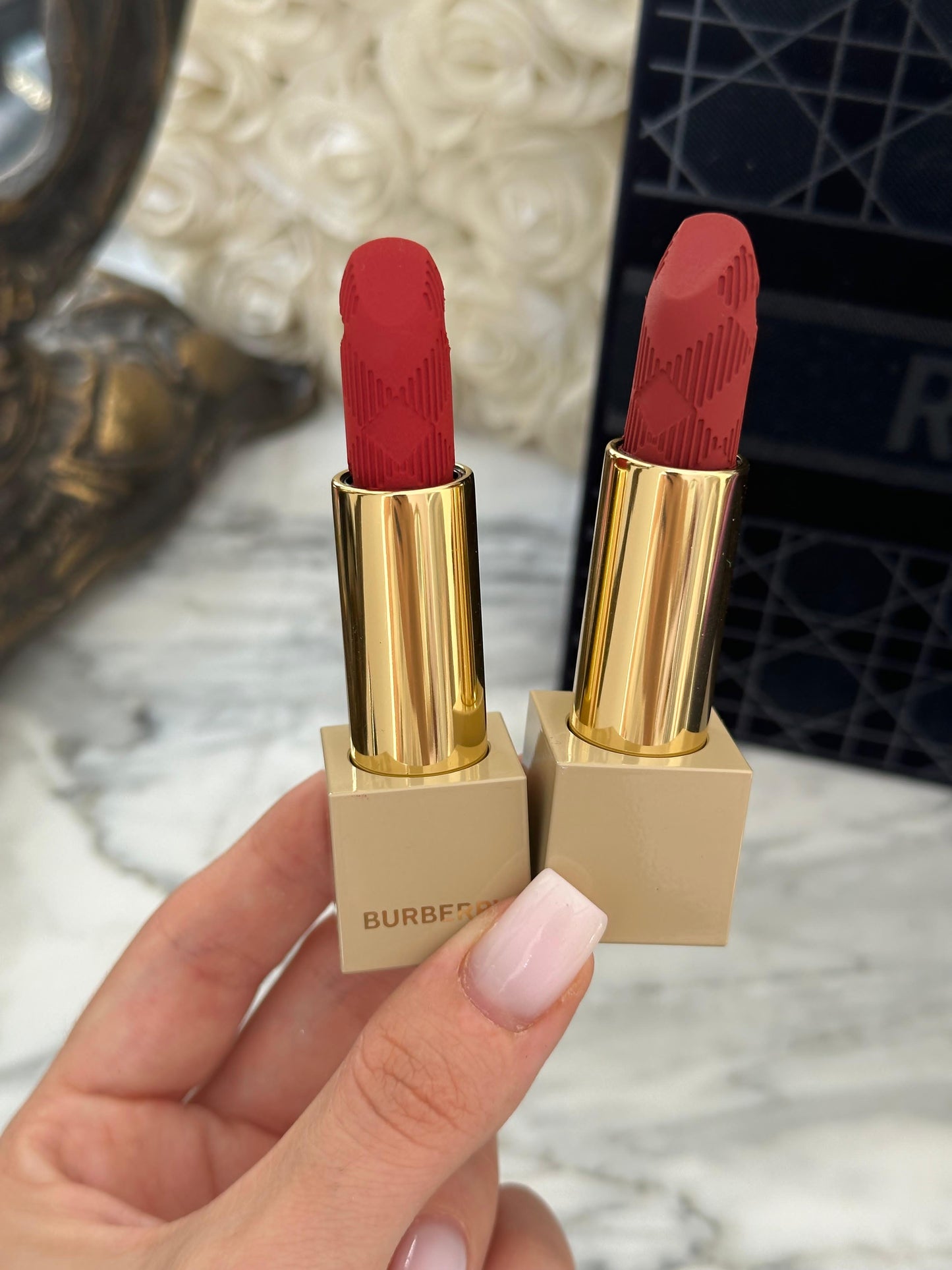 BURBERRY Kisses Lip Colour - Lipstick 1 (Pa kuti)
