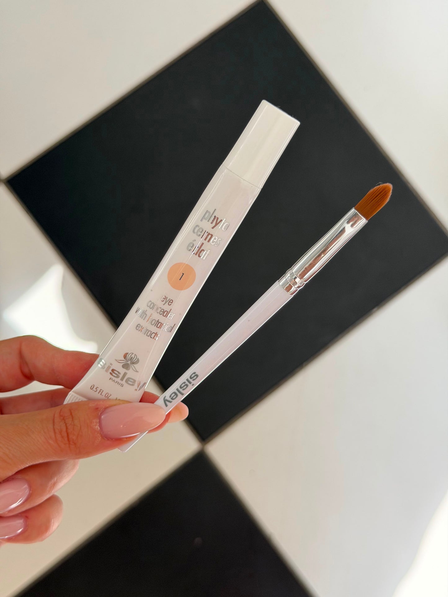 SISLEY Phyto-Cernes Éclat - Eye Concealer With Botanical Extracts (1)