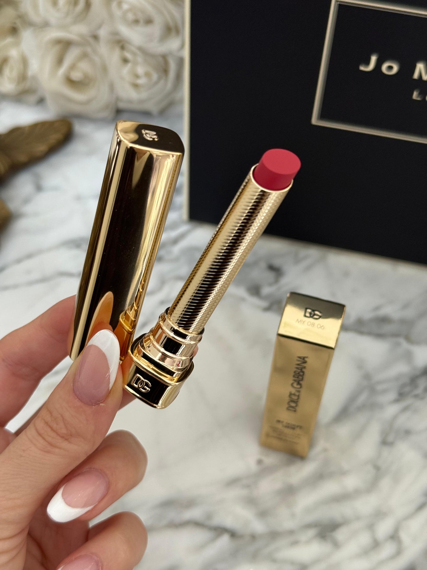 DOLCE&GABBANA My Sculpt Satin
Lasting Color & Hydration Lipstick Stylo - MY 08.06