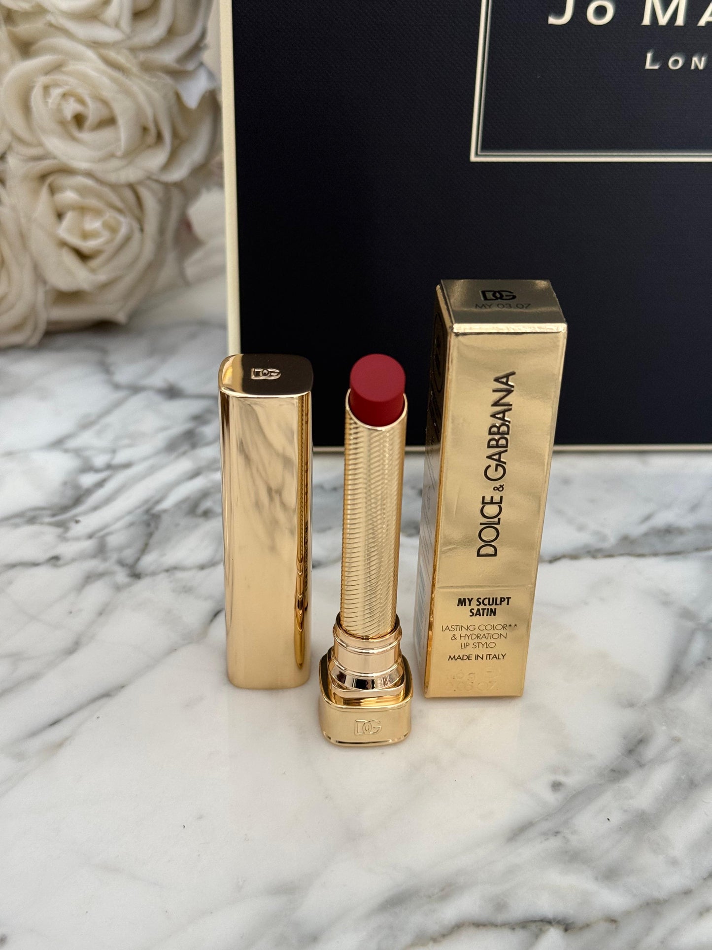 DOLCE&GABBANA My Sculpt Satin
Lasting Color & Hydration Lipstick Stylo - MY 03.07