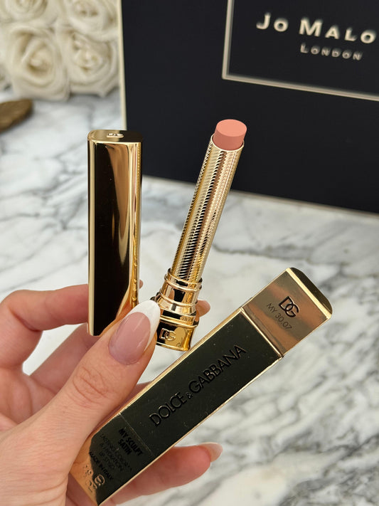 DOLCE&GABBANA My Sculpt Satin
Lasting Color & Hydration Lipstick Stylo - MY 30.07