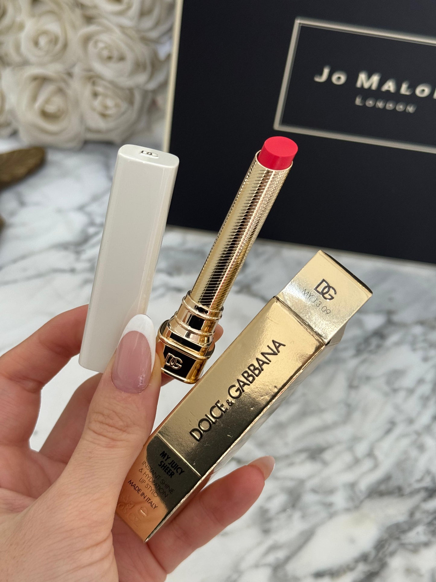 DOLCE&GABBANA My Juicy Sheer Lipstick - My 13.09
Instant Shine & Hydration Lip Stylo