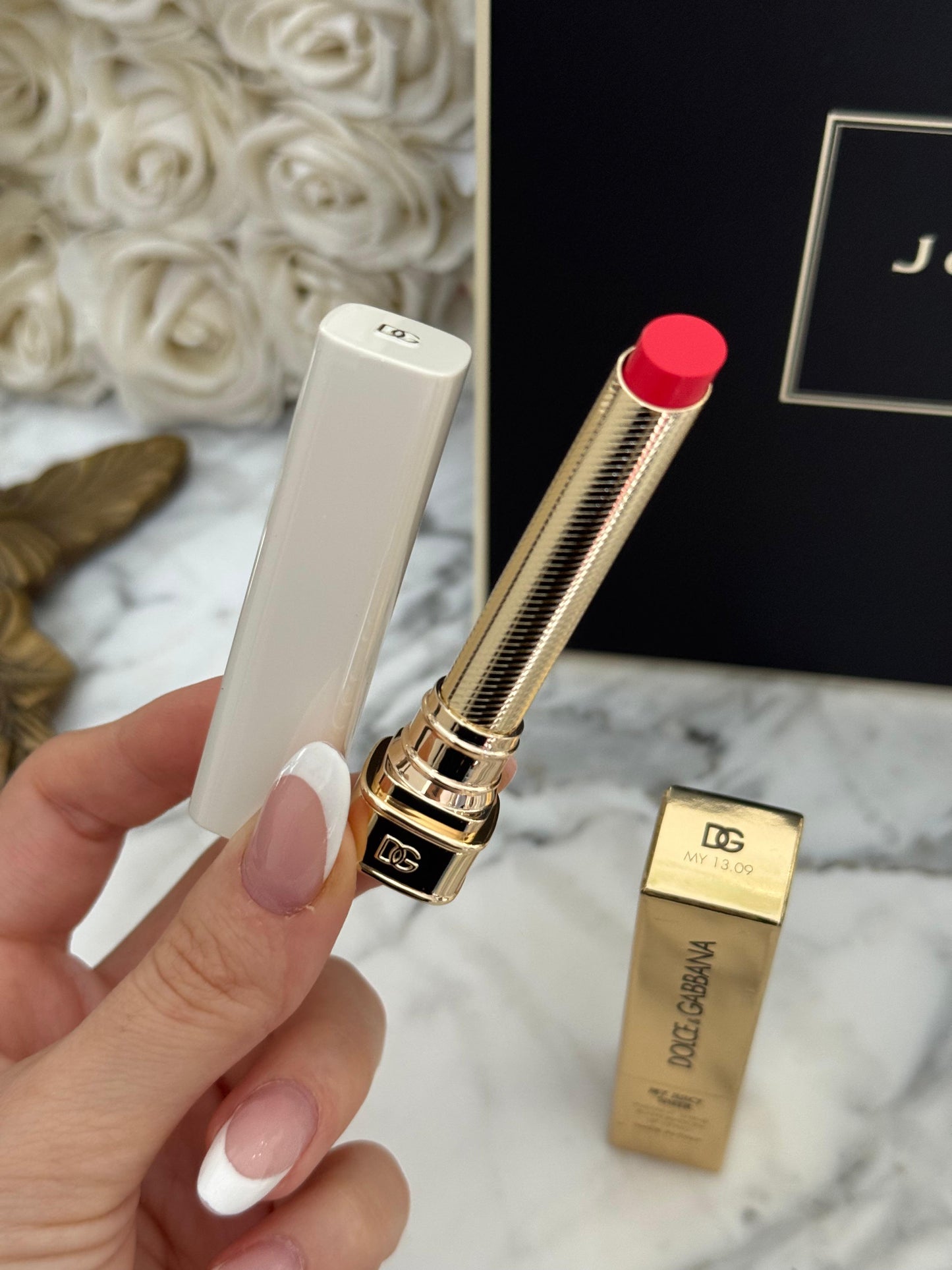 DOLCE&GABBANA My Juicy Sheer Lipstick - My 13.09
Instant Shine & Hydration Lip Stylo