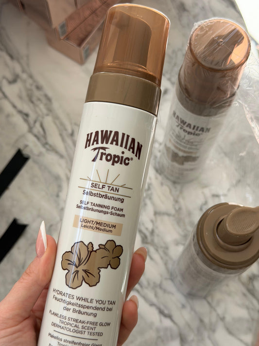Hawaiian Tropic Self Tanning Foam - Light Medium