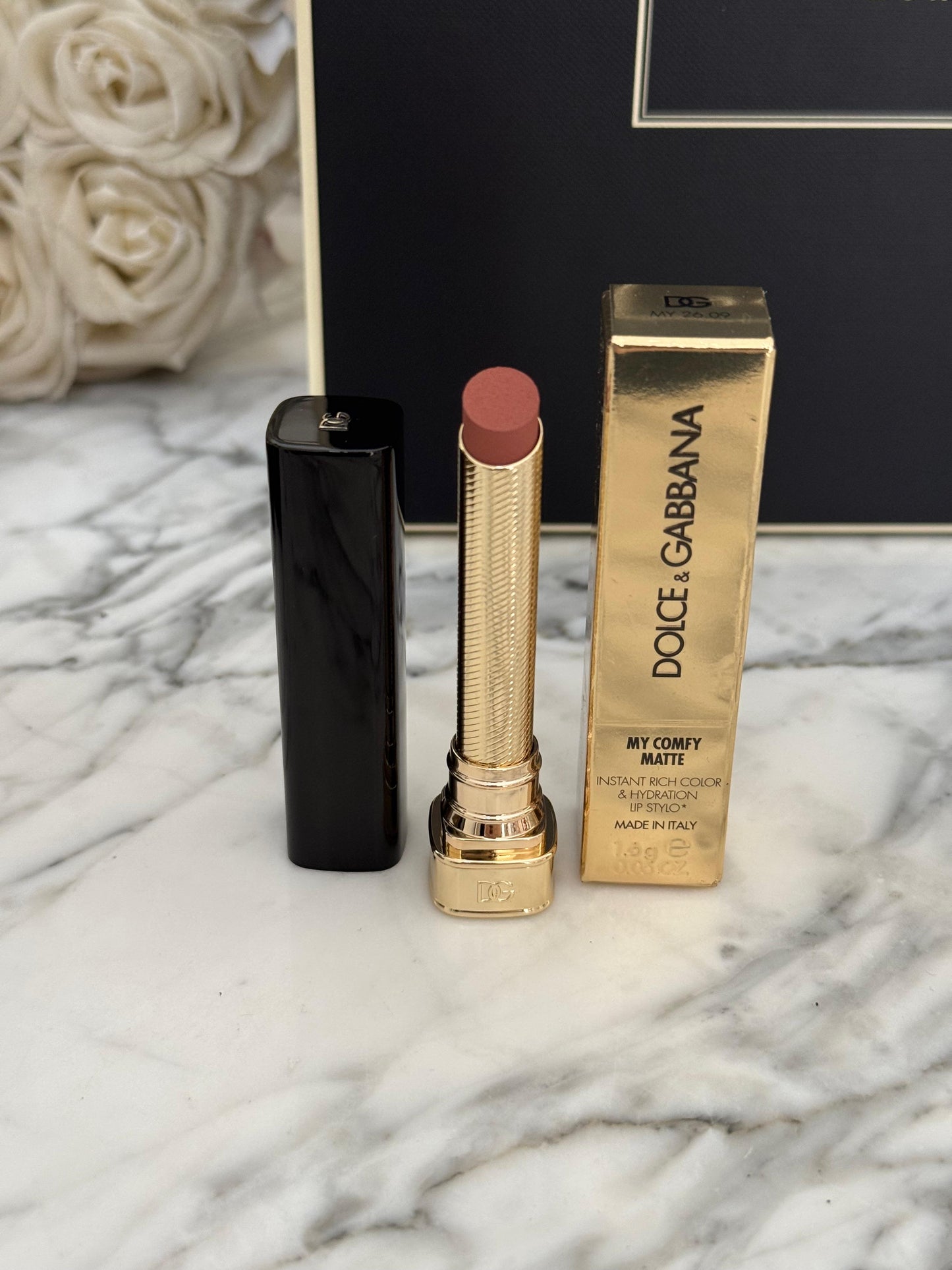 DOLCE&GABBANA My Comfy Matte Lipstick - My 26.09
Instant Rich Color & Hydration Lip Stylo