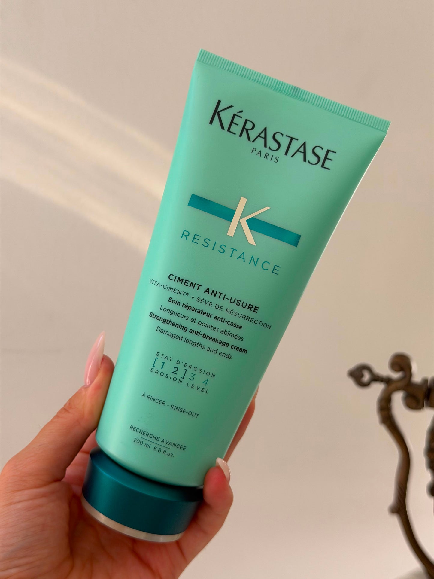 KERASTASE Resistance Ciment Anti-Usure Conditioner For Weak And Damaged Hair