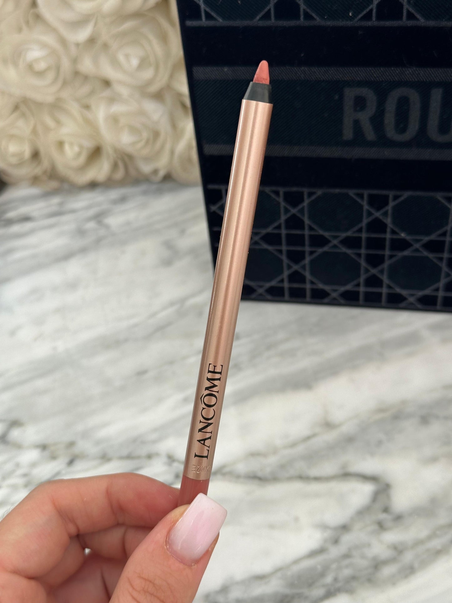 LANCÔME Idôle Lip Shaper
Creamy Matte Lip Liner (33)