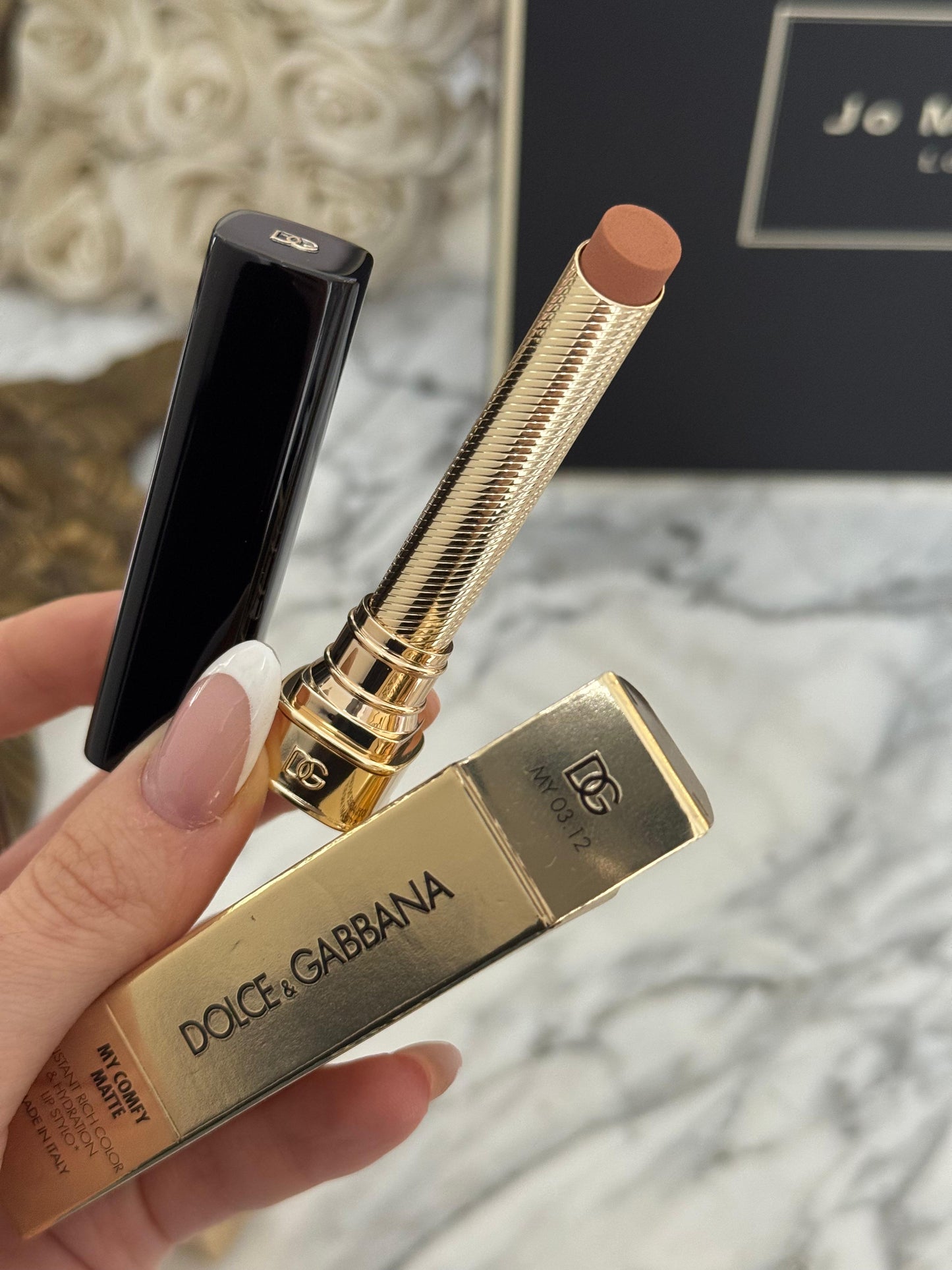 DOLCE&GABBANA My Comfy Matte Lipstick - My 03.12
Instant Rich Color & Hydration Lip Stylo