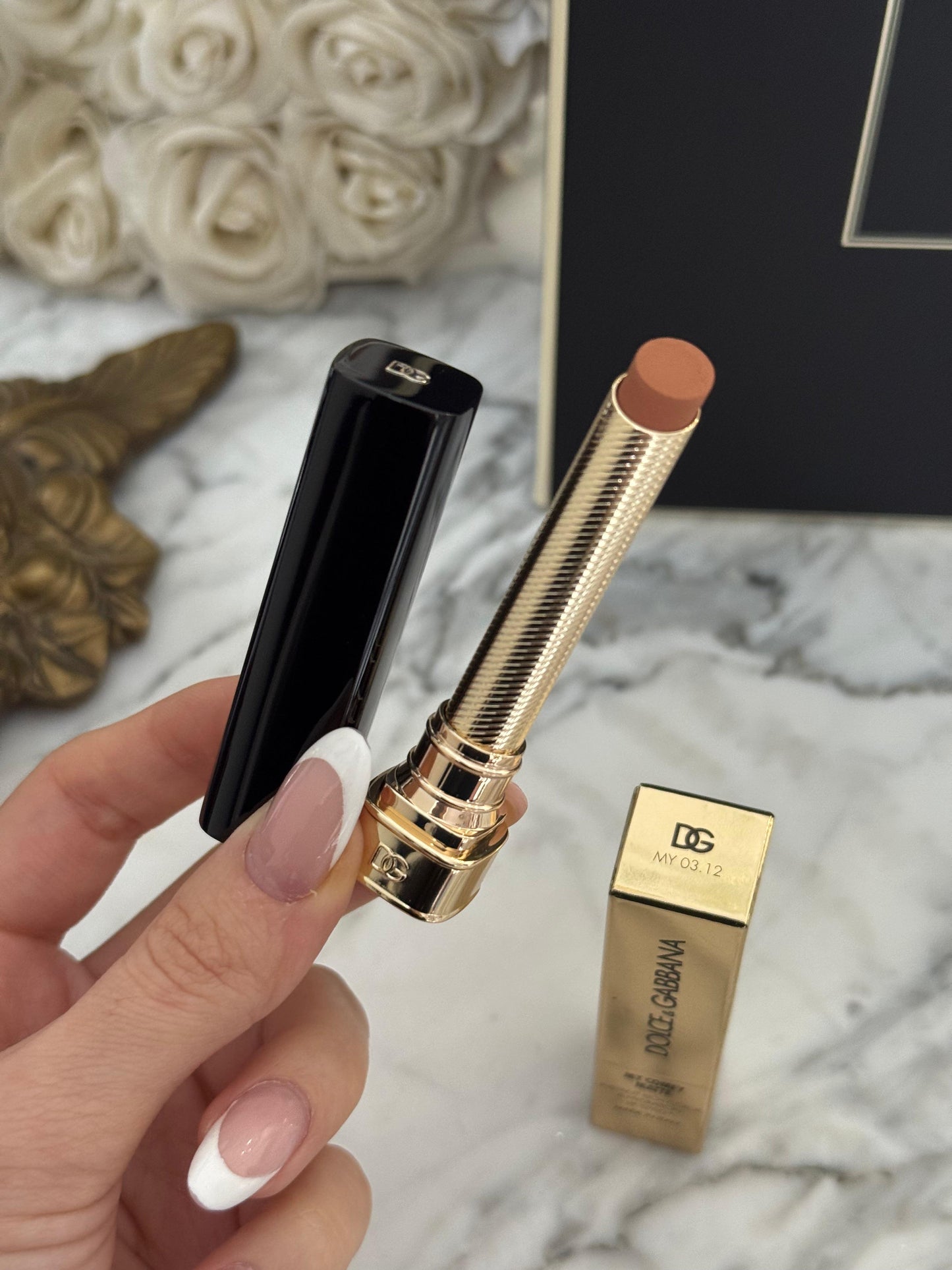 DOLCE&GABBANA My Comfy Matte Lipstick - My 03.12
Instant Rich Color & Hydration Lip Stylo