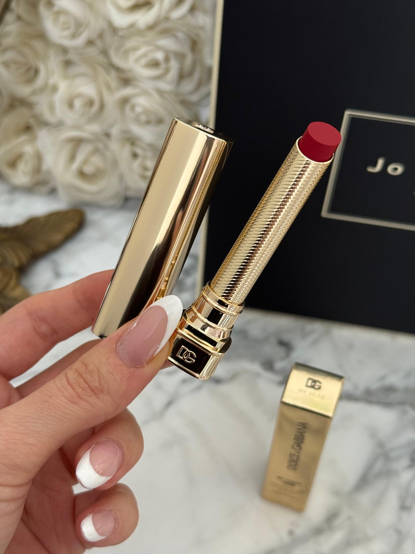 DOLCE&GABBANA My Sculpt Satin
Lasting Color & Hydration Lipstick Stylo - My 31.12