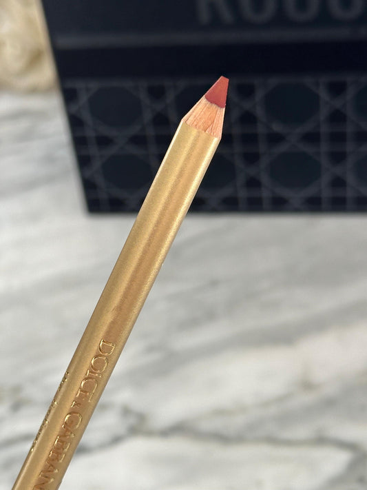 DOLCE&GABBANA
The Lip Liner (5)