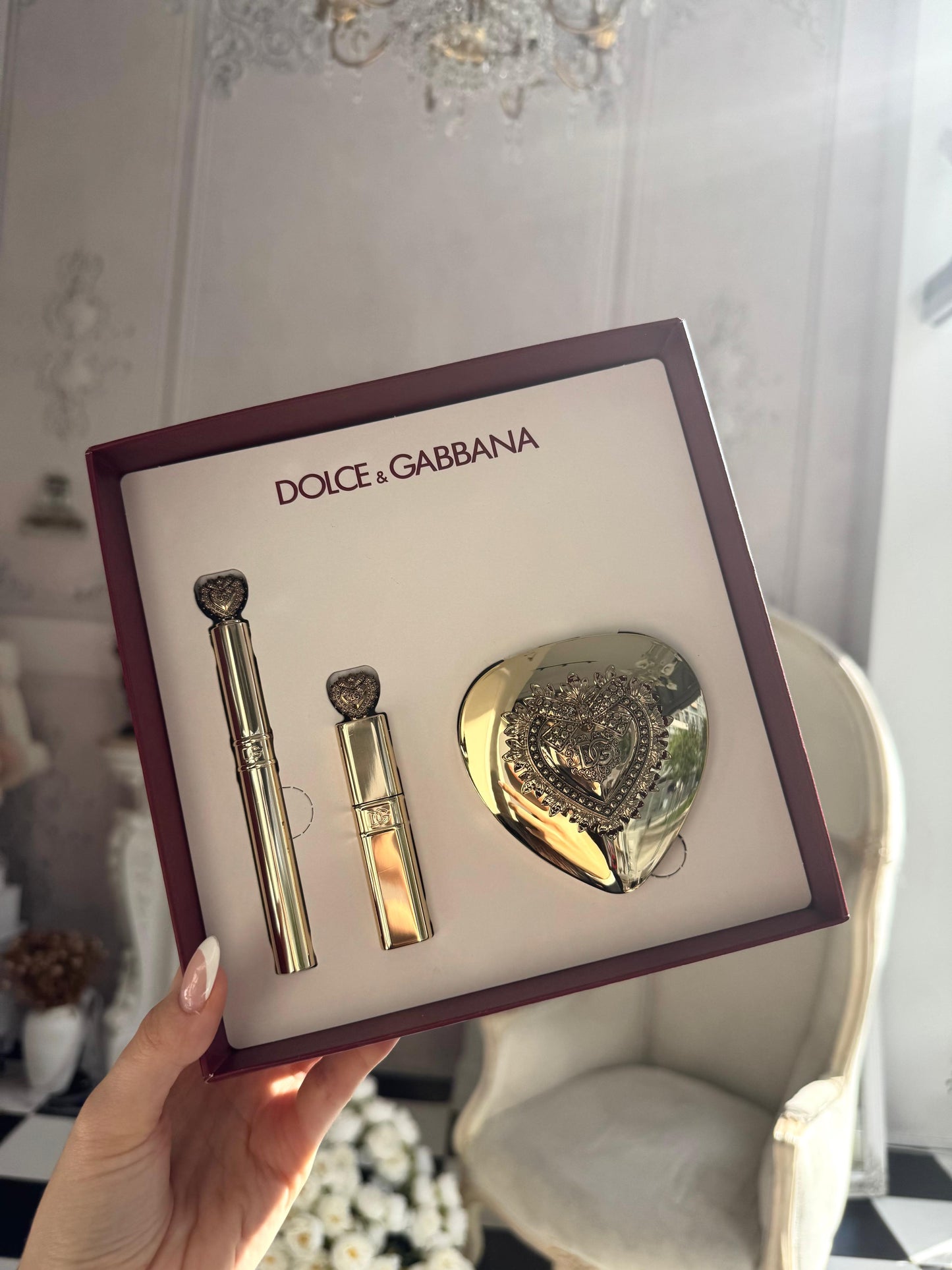 DOLCE&GABBANA Devotion Flawless Eyes Gift Set
Eyeshadow + Eyeliner + Mascara