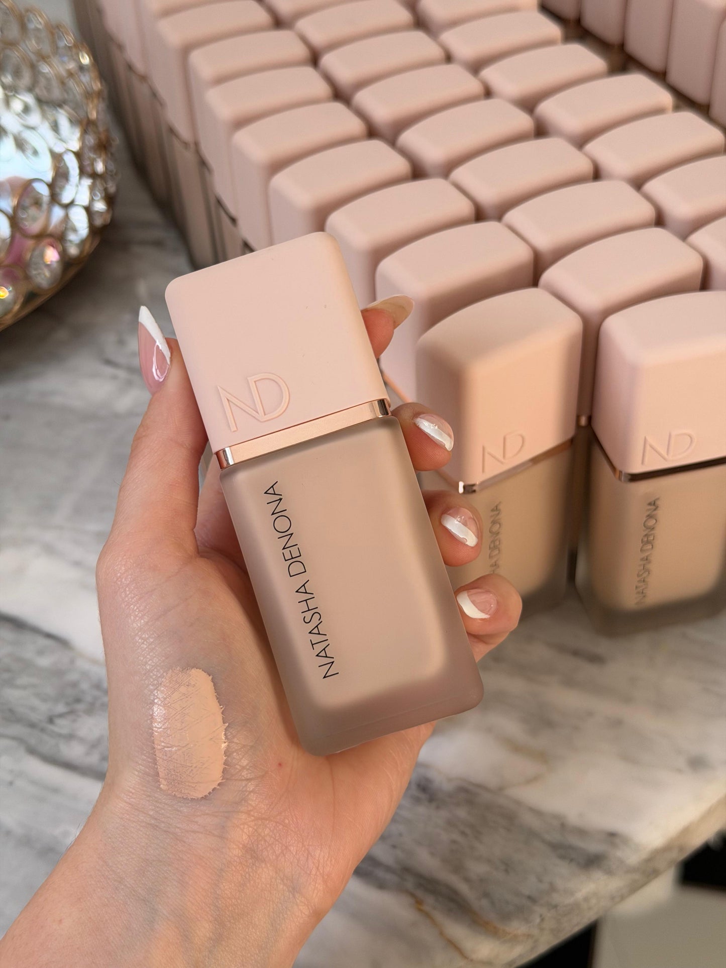 NATASHA DENONA Hy-Glam Foundation (N2)
Hydrating, Blurring, Longwear Serum With Radiant, Creasless Coverage