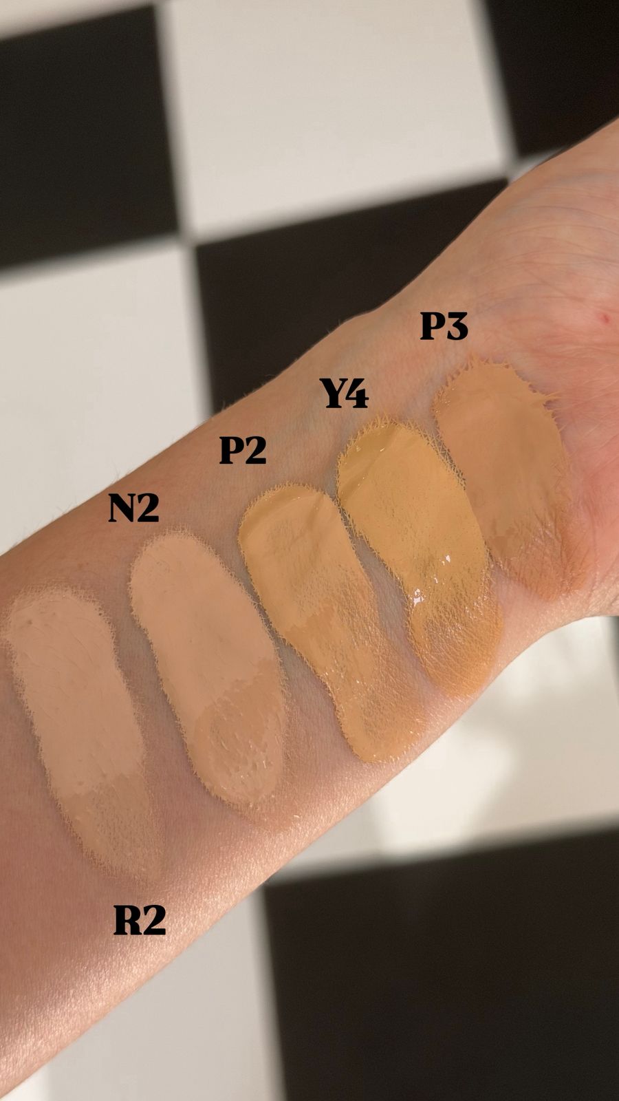 NATASHA DENONA Hy-Glam Foundation (N2)
Hydrating, Blurring, Longwear Serum With Radiant, Creasless Coverage