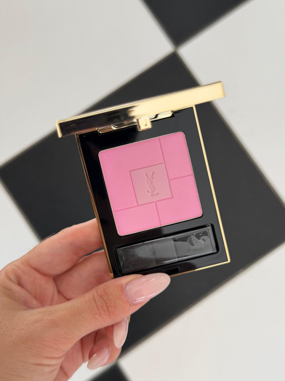 YSL Blush Volupte Heart of Light Powder Blush (4)