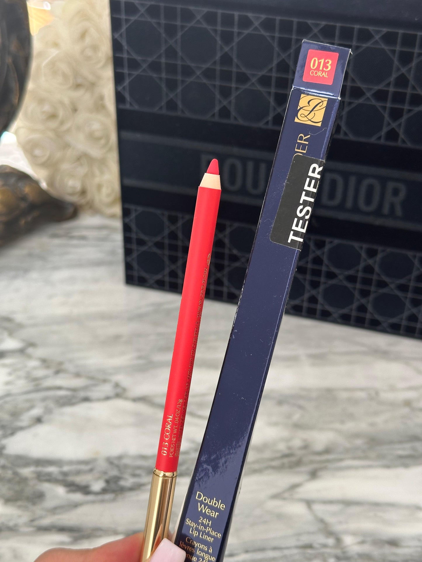 ESTÉE LAUDER Double Wear
24H Stay-in-Place Lip Liner
Oil-Infused, Transfer-Resistant Wear