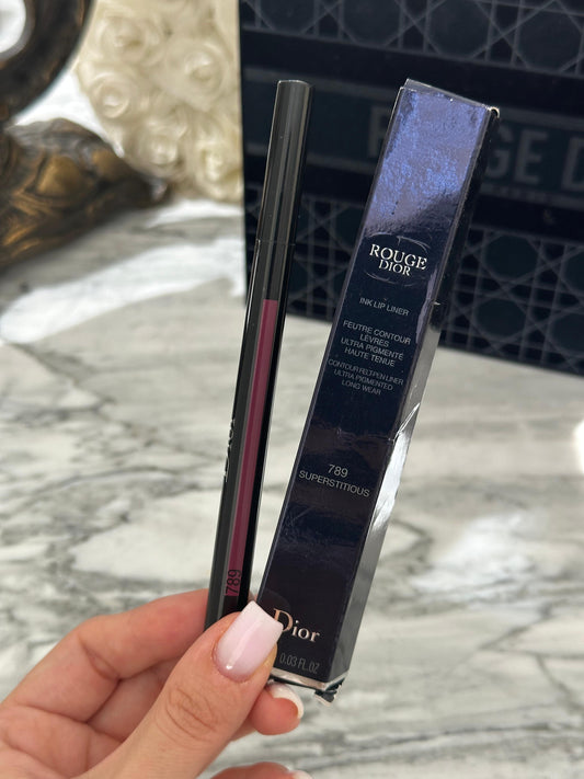 DIOR Rouge Dior Ink Lip Liner (789)
Contour, Ultra-Pigmented Long Wear