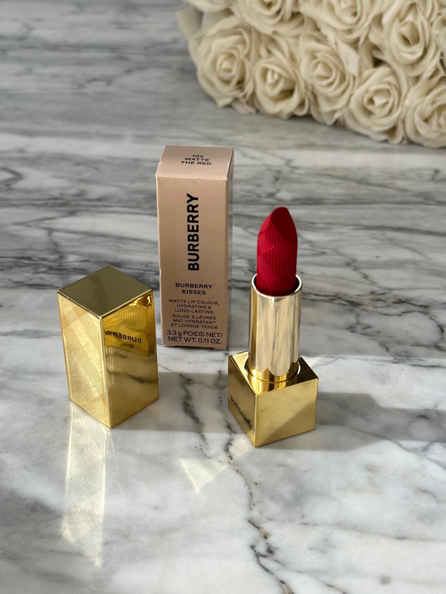 BURBERRY Kisses Matte The Red - Hydrating & Long-Lasting Lipstick
