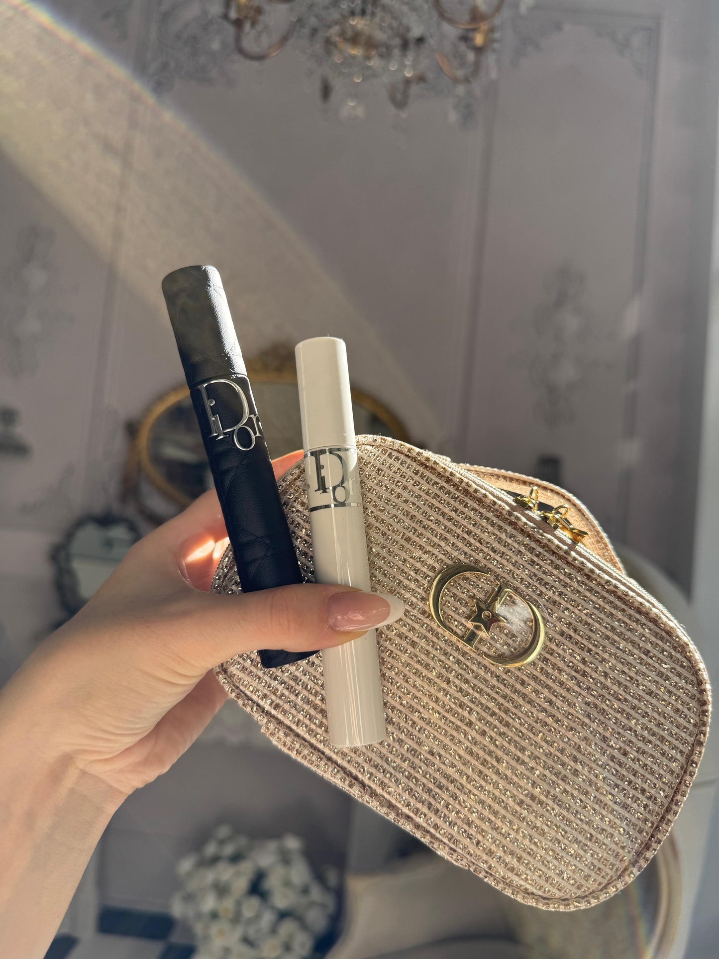 DIOR Diorshow Volume & Definition Essentials Gift Set - Limited Edition
Mascara and Lash Primer-Serum