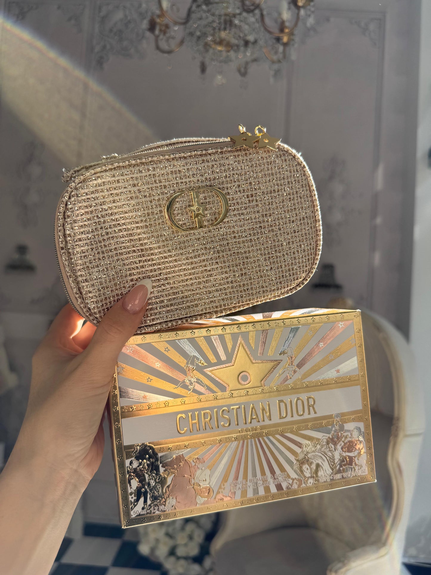 DIOR Diorshow Volume & Definition Essentials Gift Set - Limited Edition
Mascara and Lash Primer-Serum