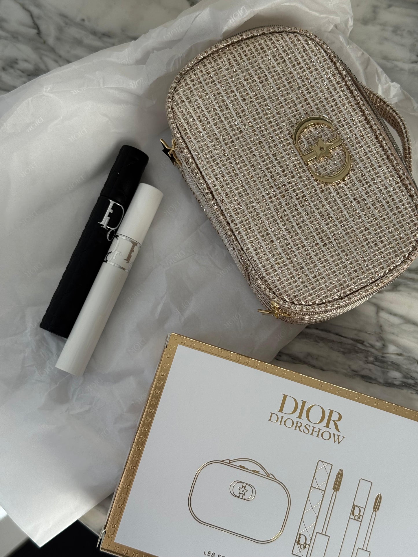 DIOR Diorshow Volume & Definition Essentials Gift Set - Limited Edition
Mascara and Lash Primer-Serum