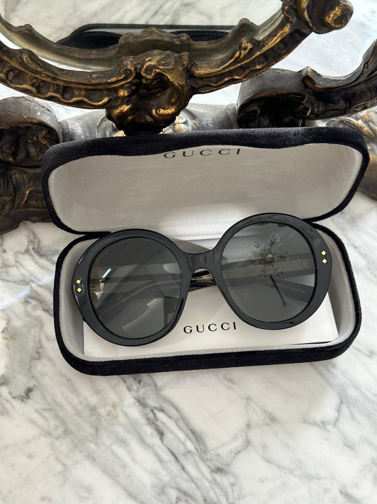GUCCI Sunglasses GG1081S