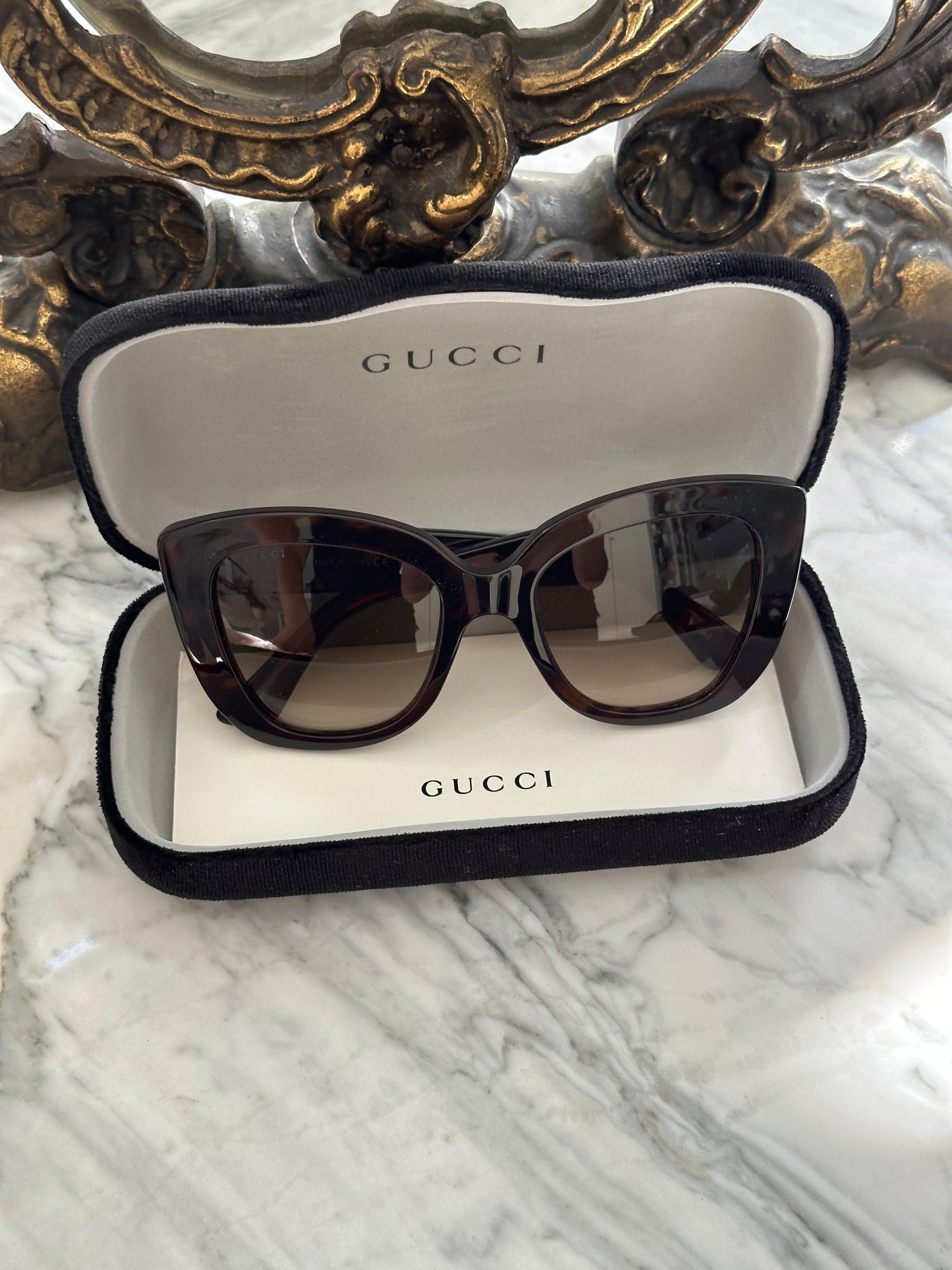 GUCCI Urban Sunglasses GG0327S