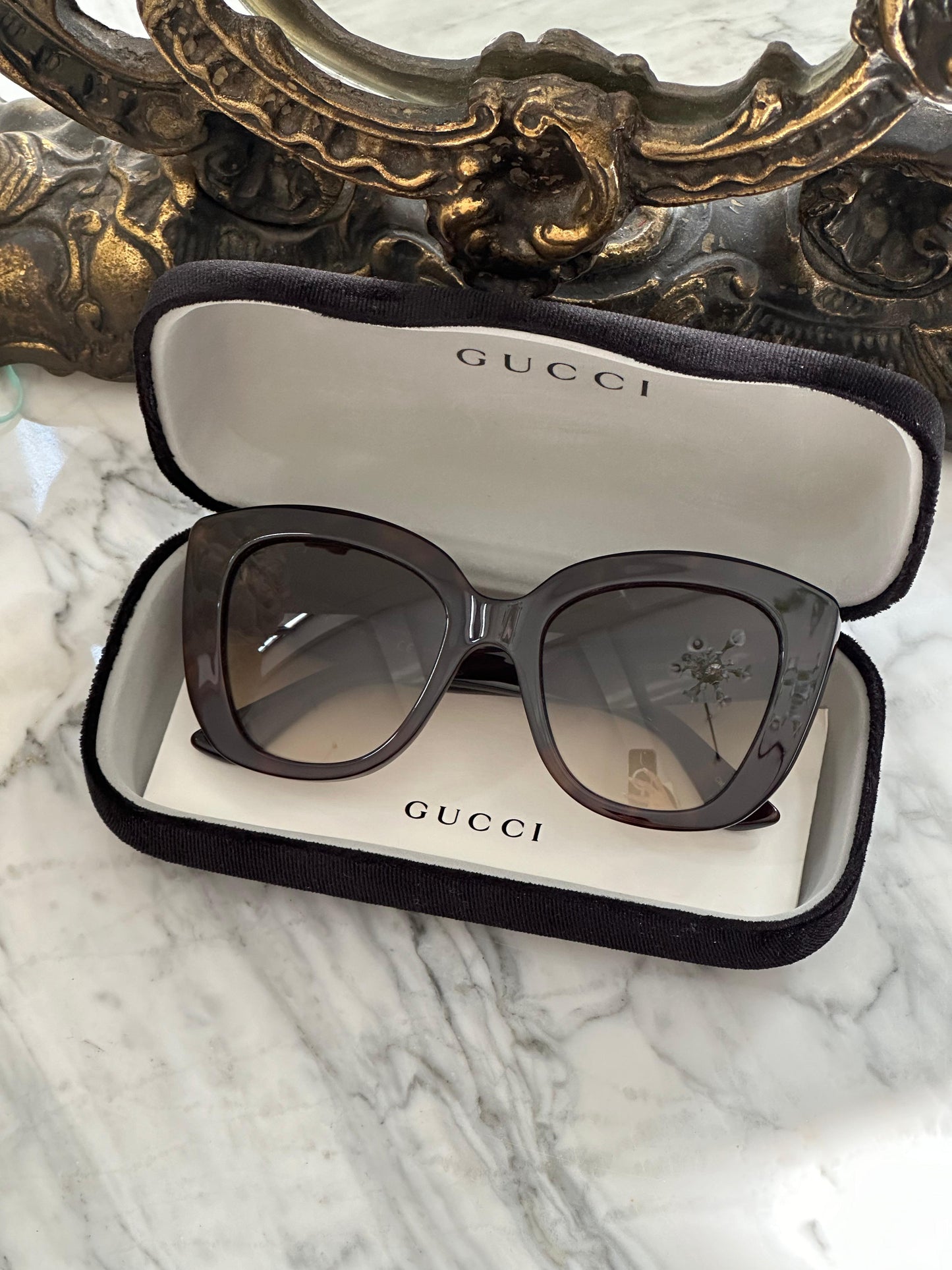 GUCCI Urban Sunglasses GG0327S