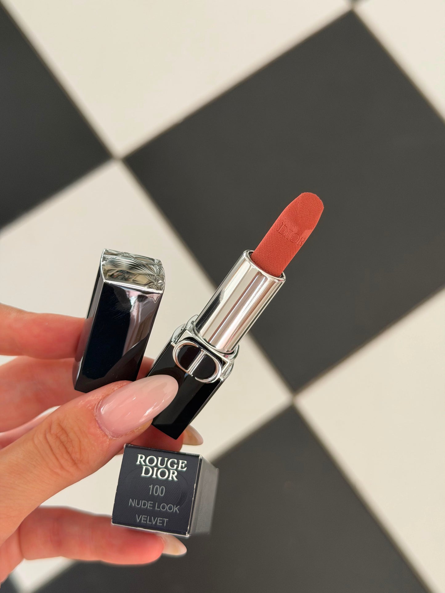 DIOR Rouge (New)
Lipstick Satin, Matte, Velvet (100) Hydrating Floral Lip Care - Long Wear