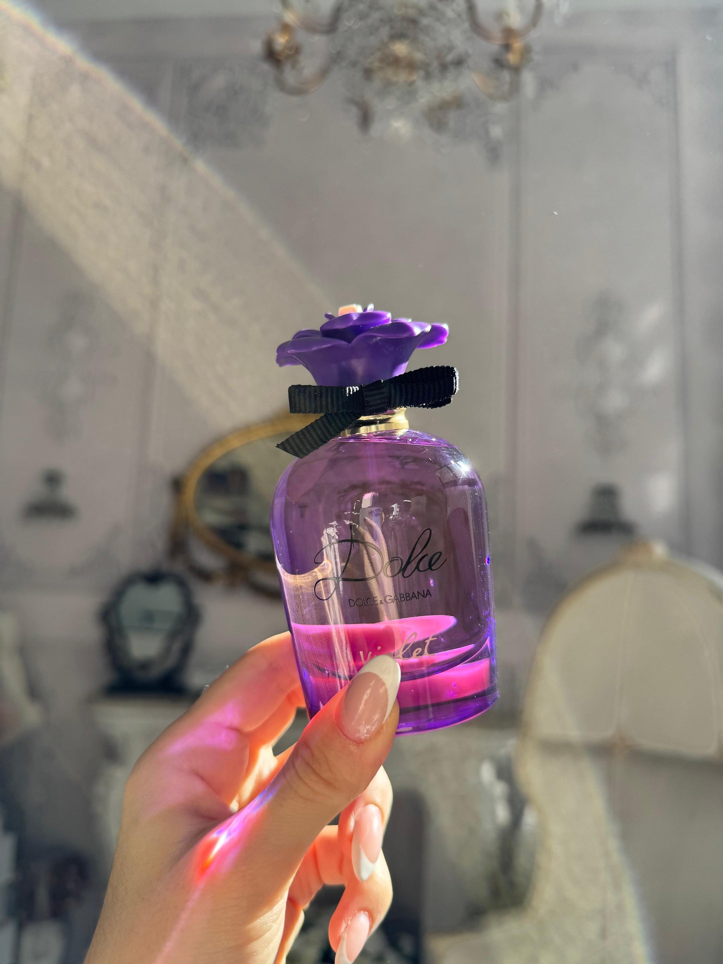 DOLCE&GABBANA Violet Eau De Toilette
Fruity Floral Notes