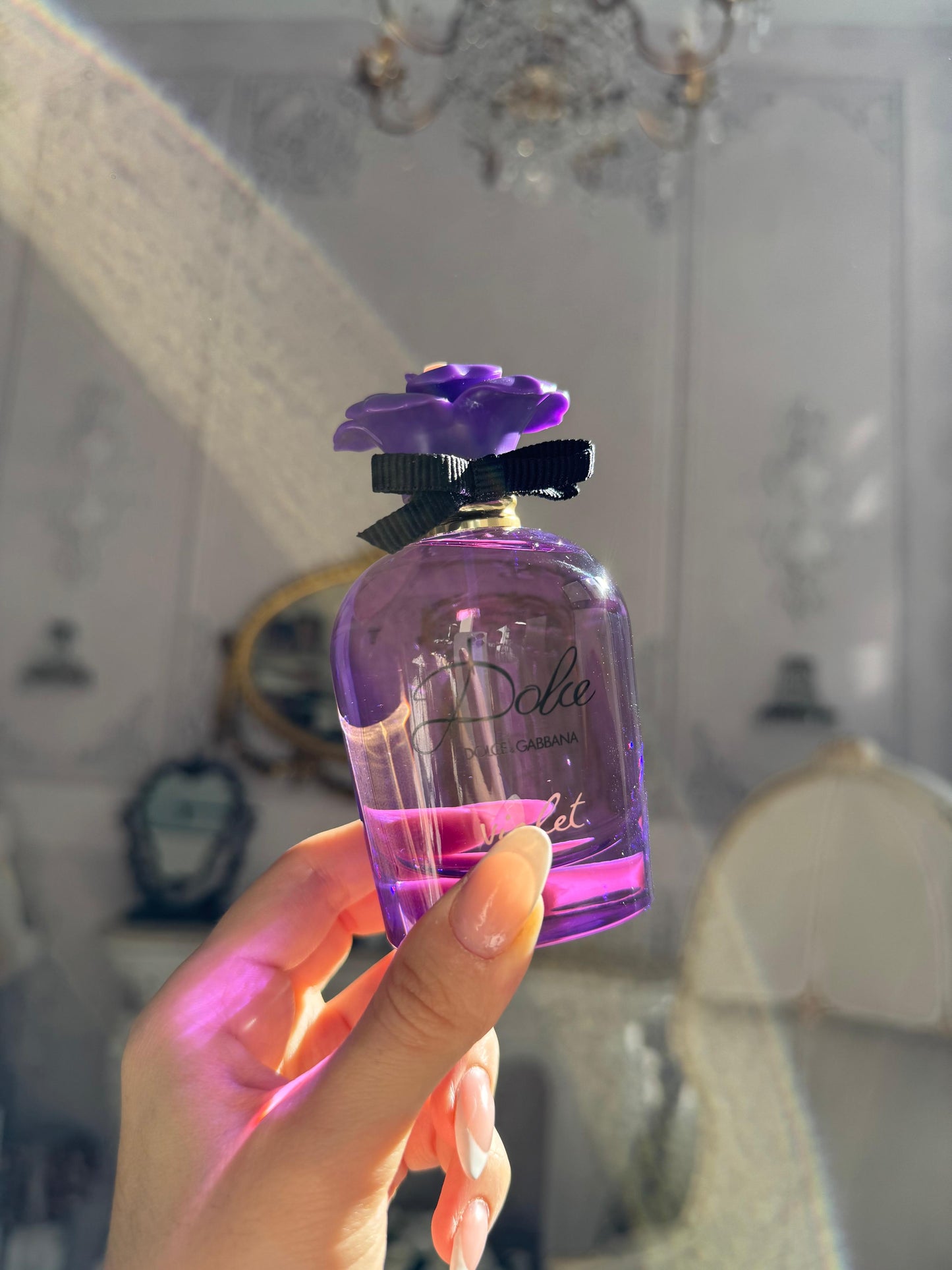 DOLCE&GABBANA Violet Eau De Toilette
Fruity Floral Notes