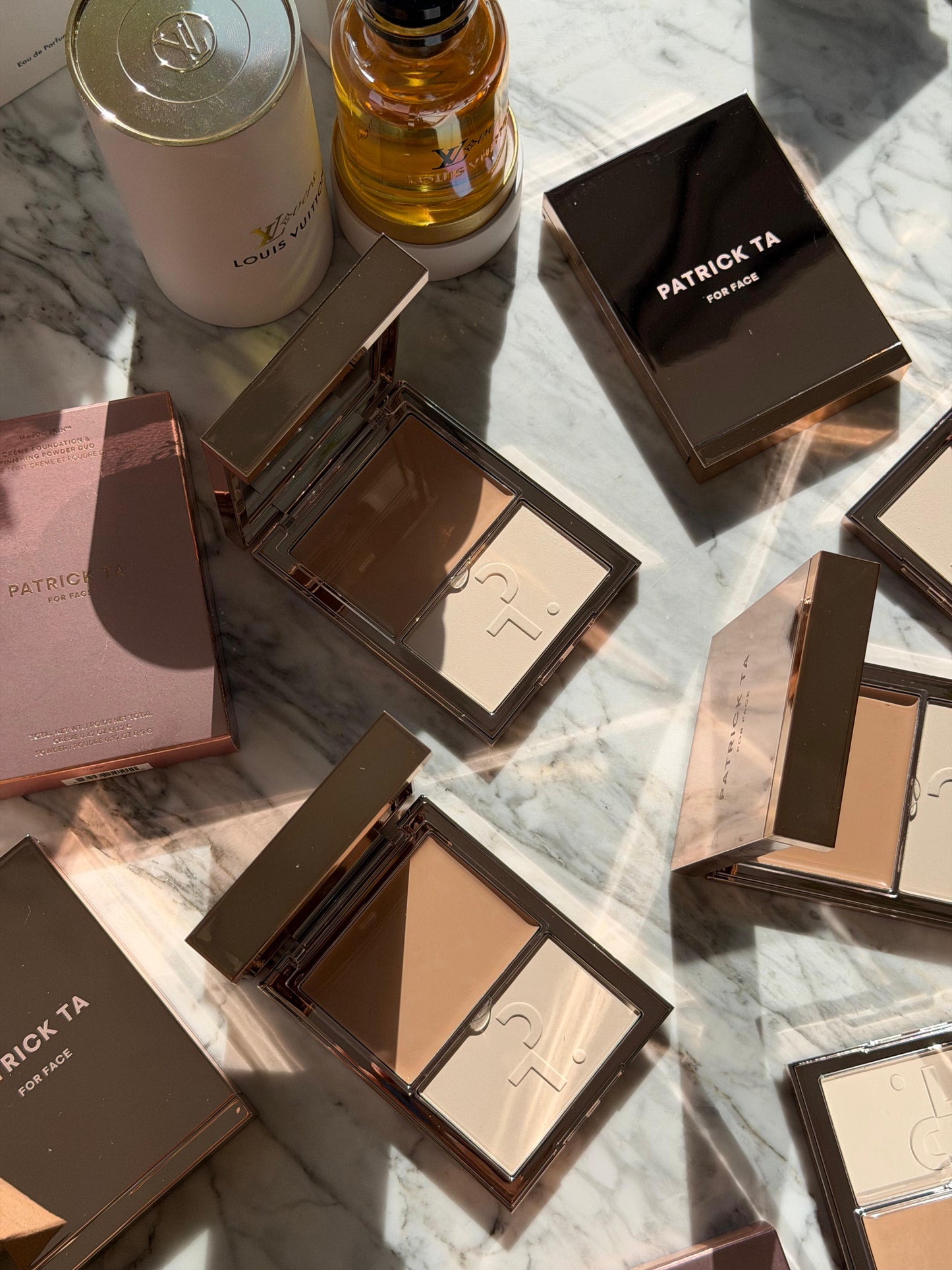 PATRICK TA 
Major Skin Crème Foundation and Finishing Powder Duo - Fair 2